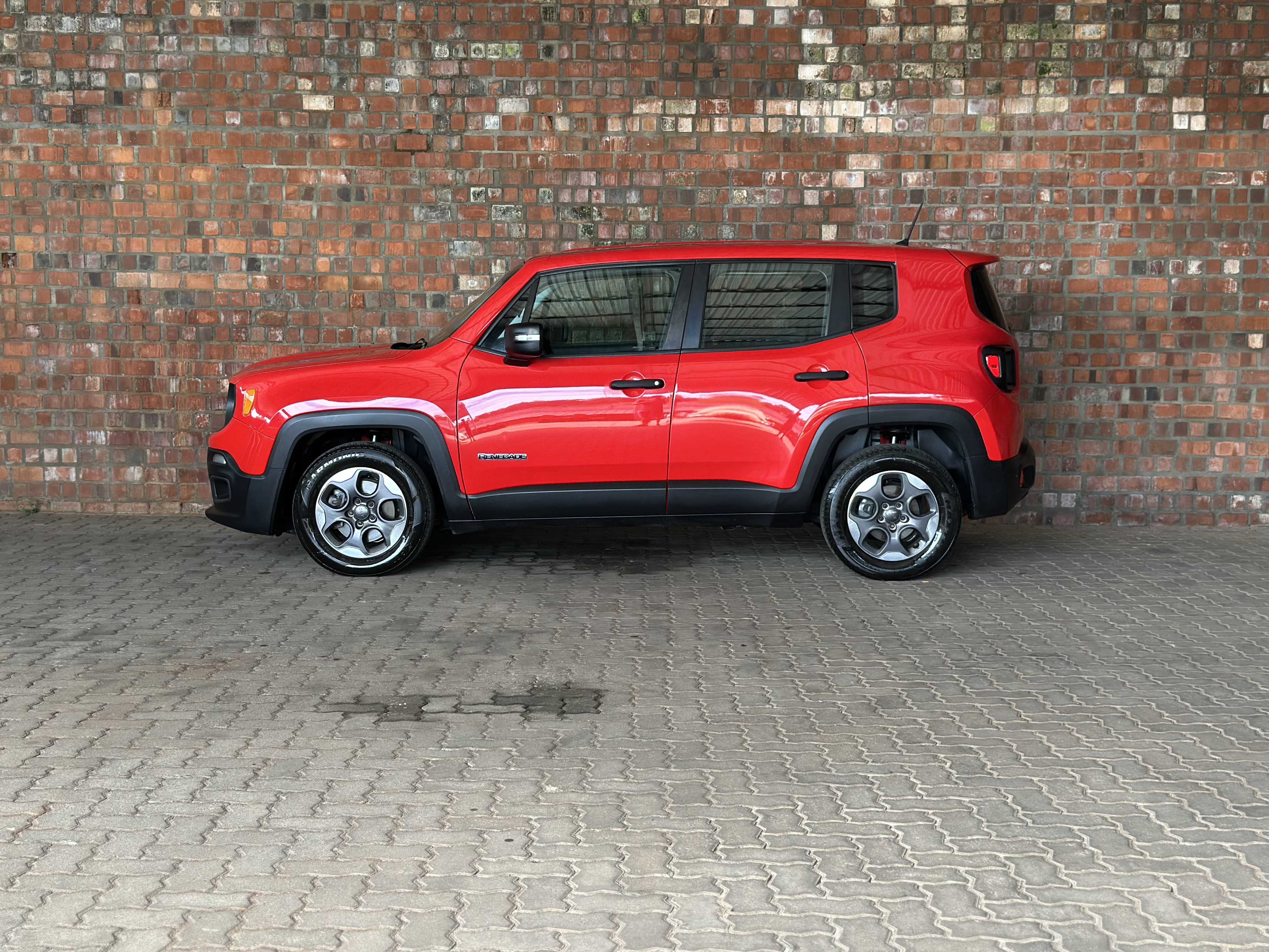 RENEGADE SPORT AT 1.8 FLEX