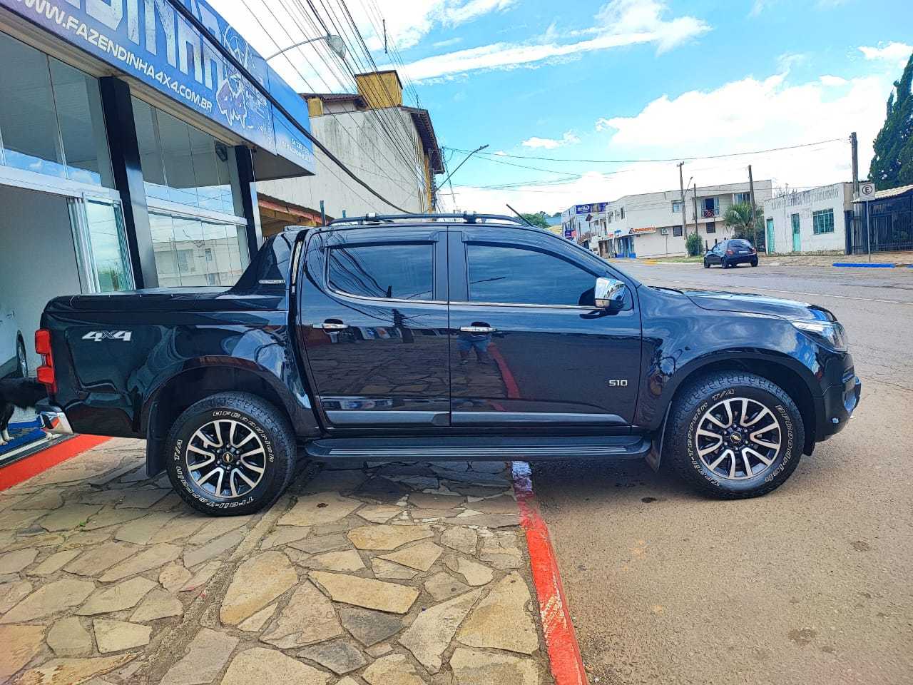 S10 2.8 HIGH COUNTRY 4X4