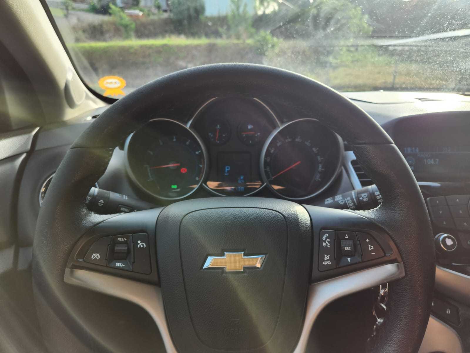 CRUZE HATCH LT 1.8 SPORT6 AUT