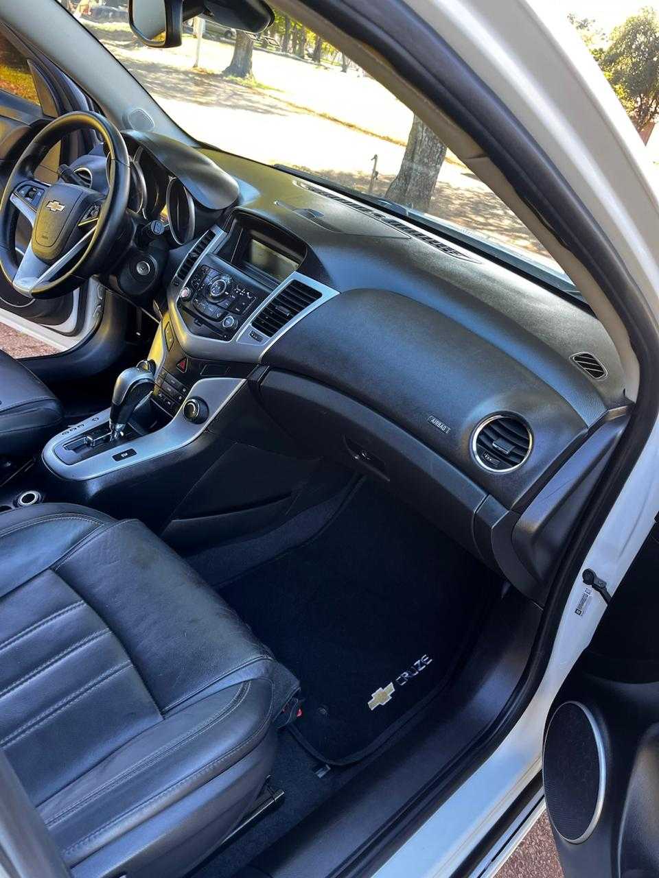 CRUZE LT HB 1.8