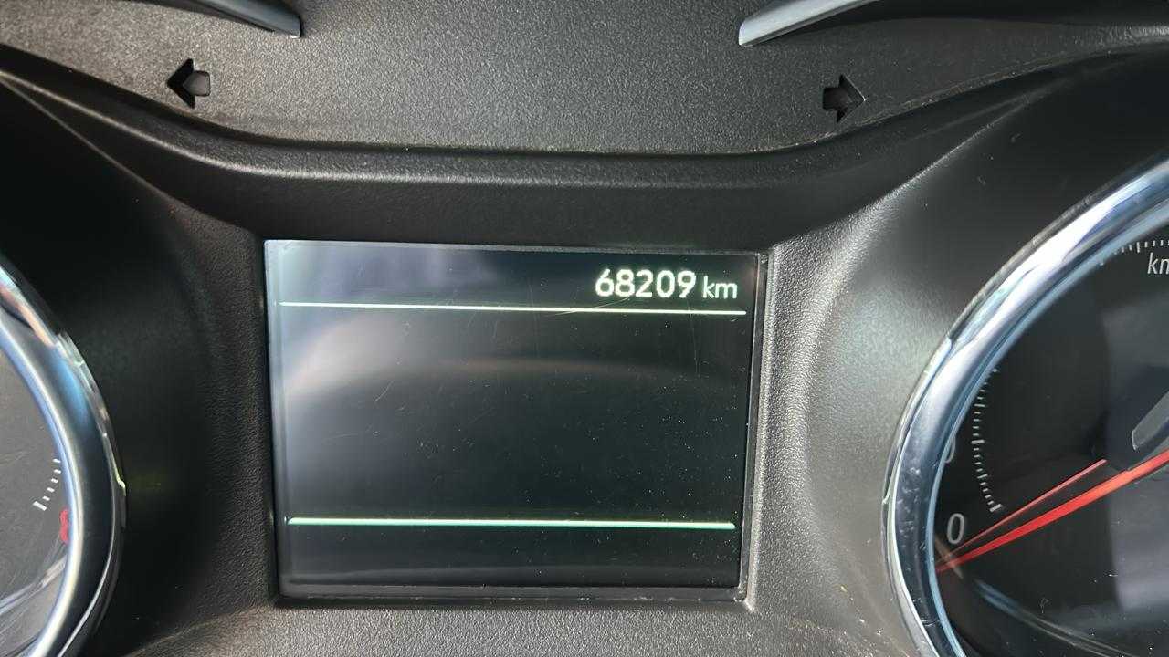 TRACKER LT 1.0 TURBO