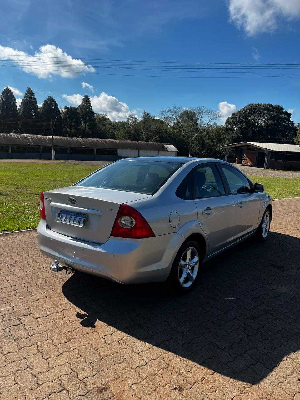 FOCUS SEDAN 2.0 AUT.