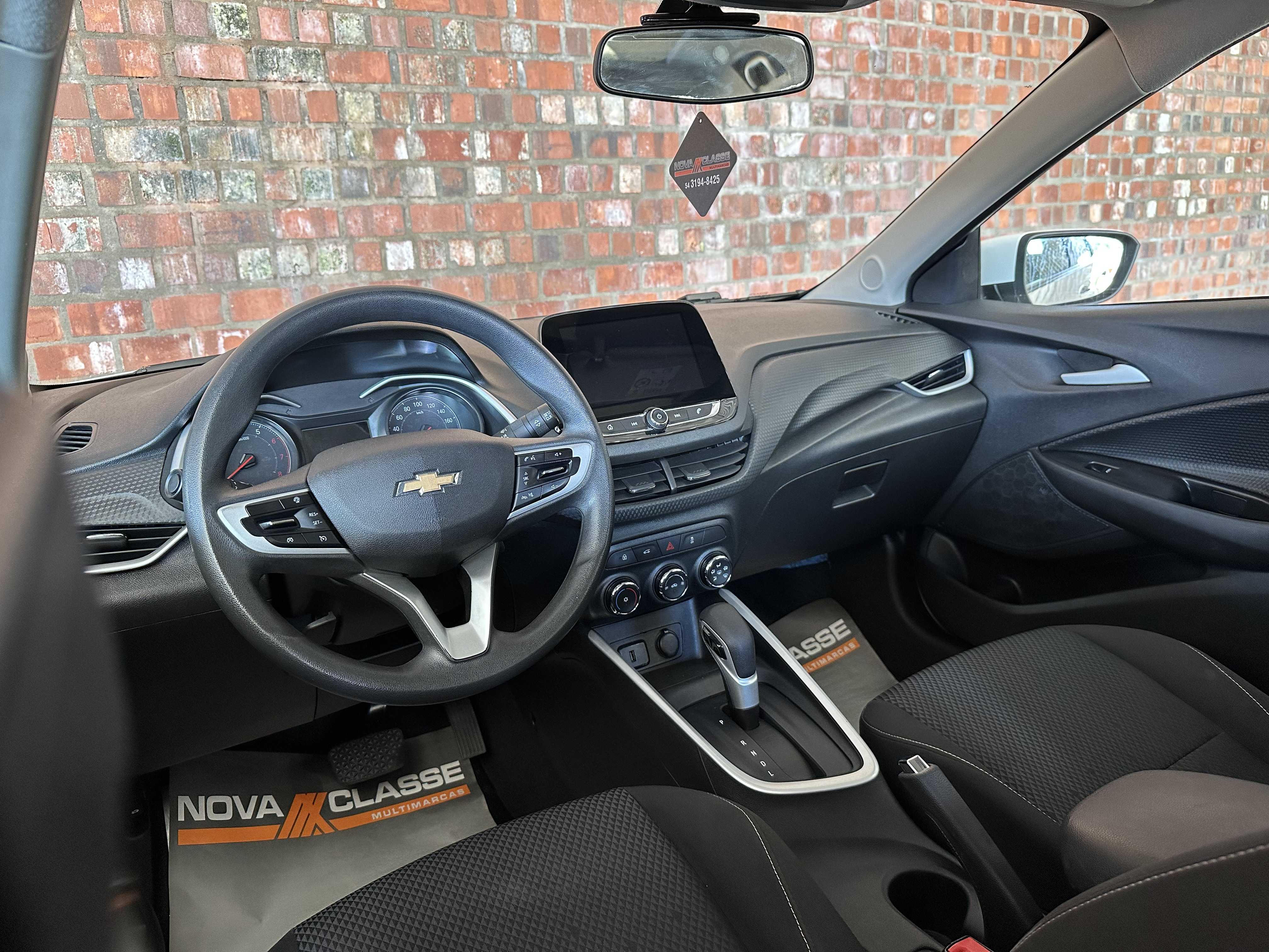 ONIX PLUS LT 1. TURBO AT FLEX