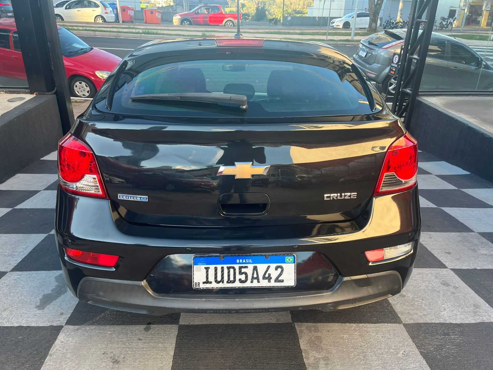 CRUZE LT 1.8