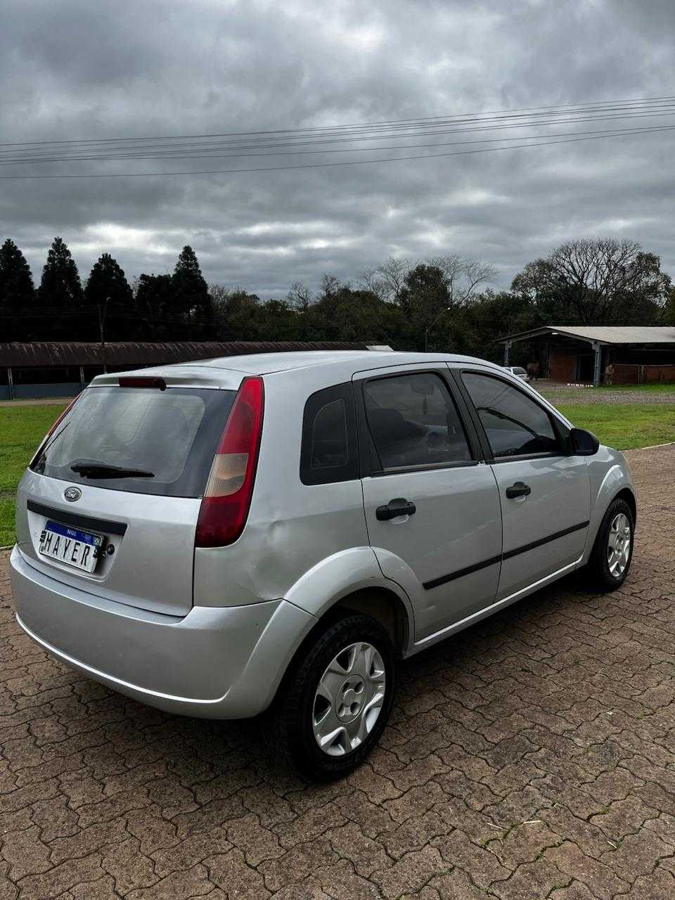 FIESTA 1.0 8V