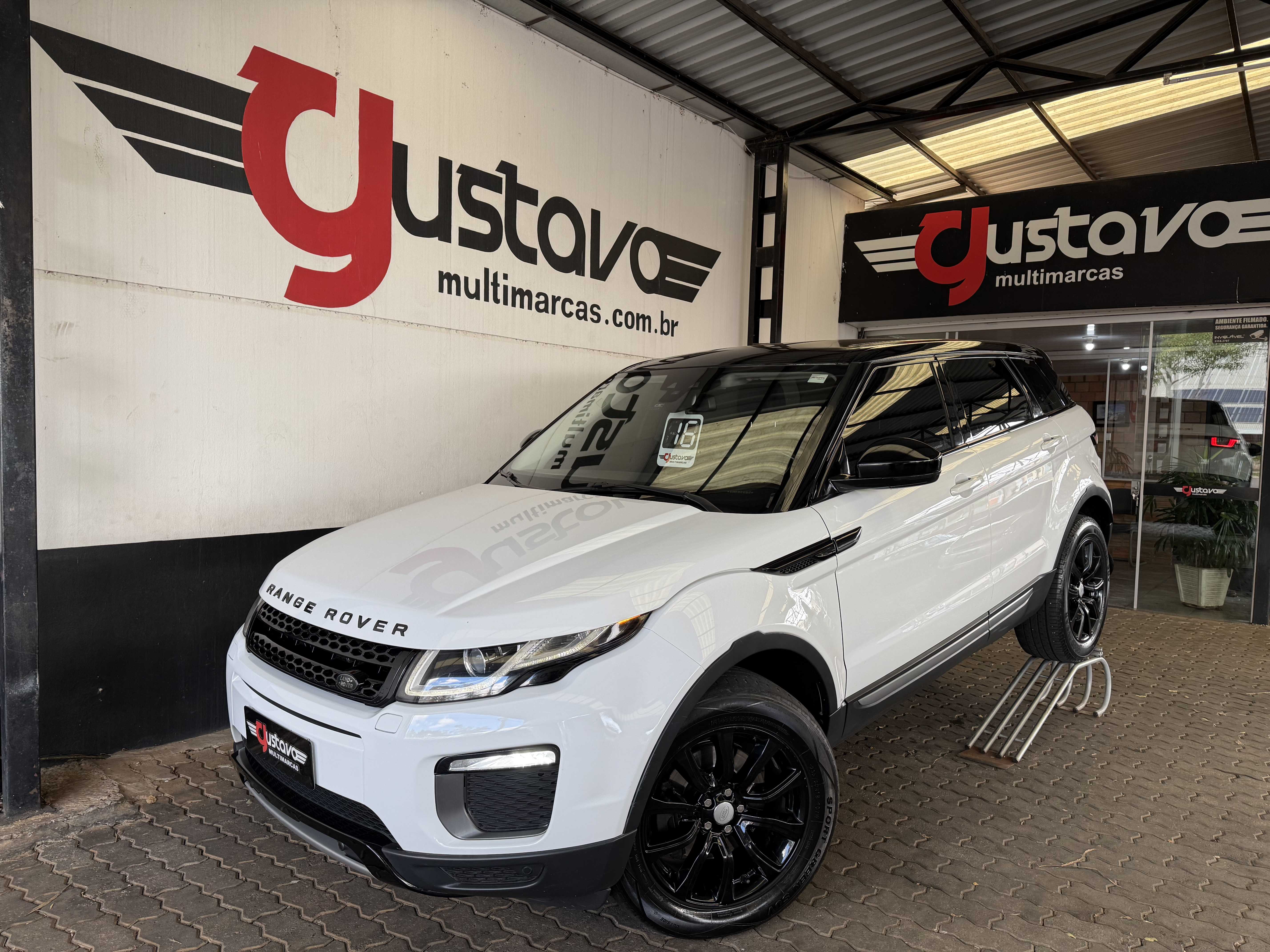 LAND ROVER EVOQUE SE
