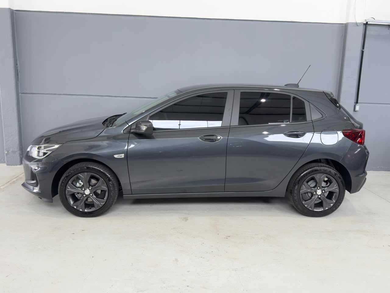 ONIX HATCH LTZ 1.0 TURBO