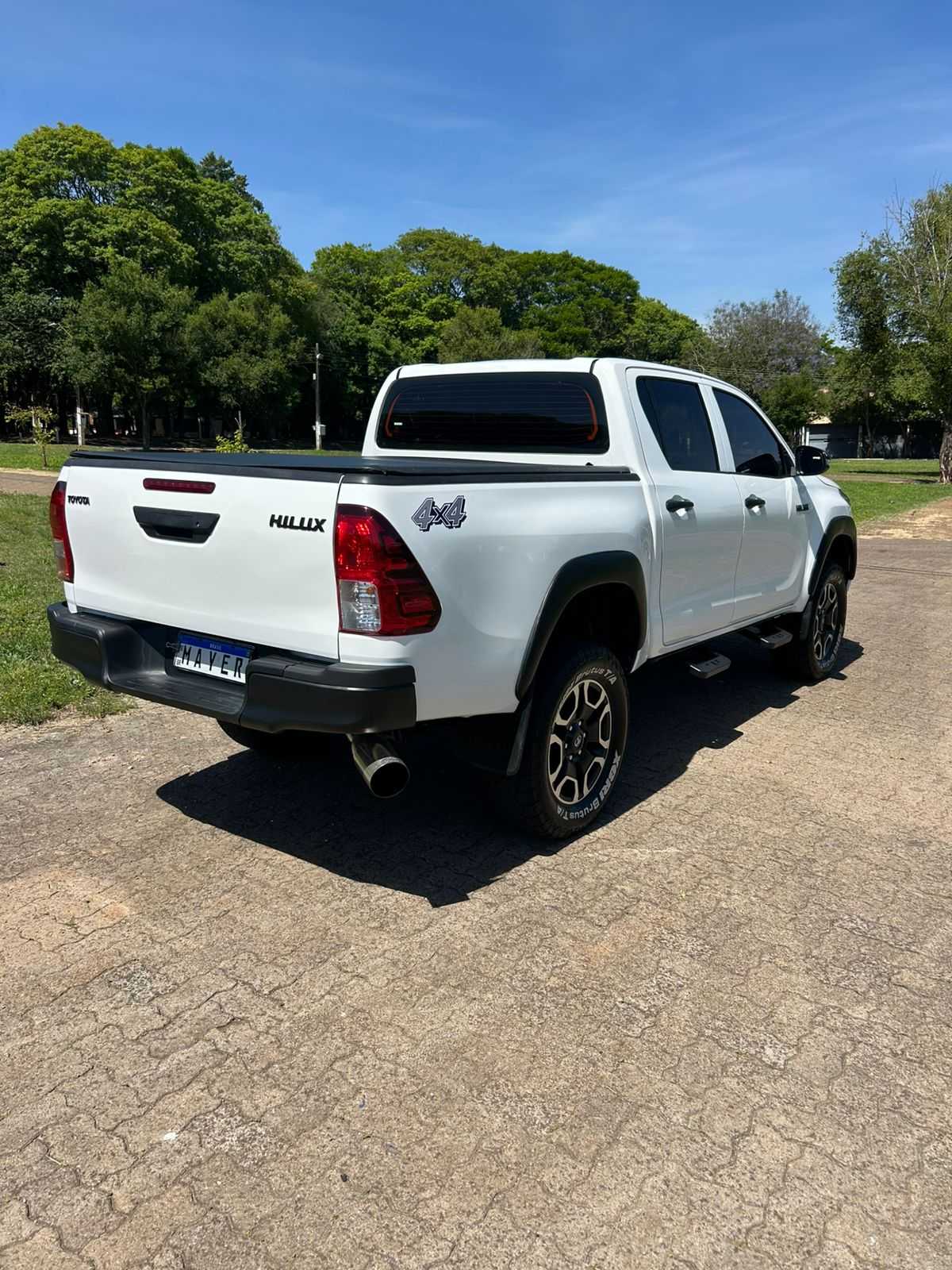 HILUX CD 4X4 2.8 MEC.