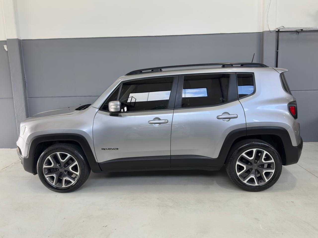 RENEGADE LONGITUDE 1.8 AUT