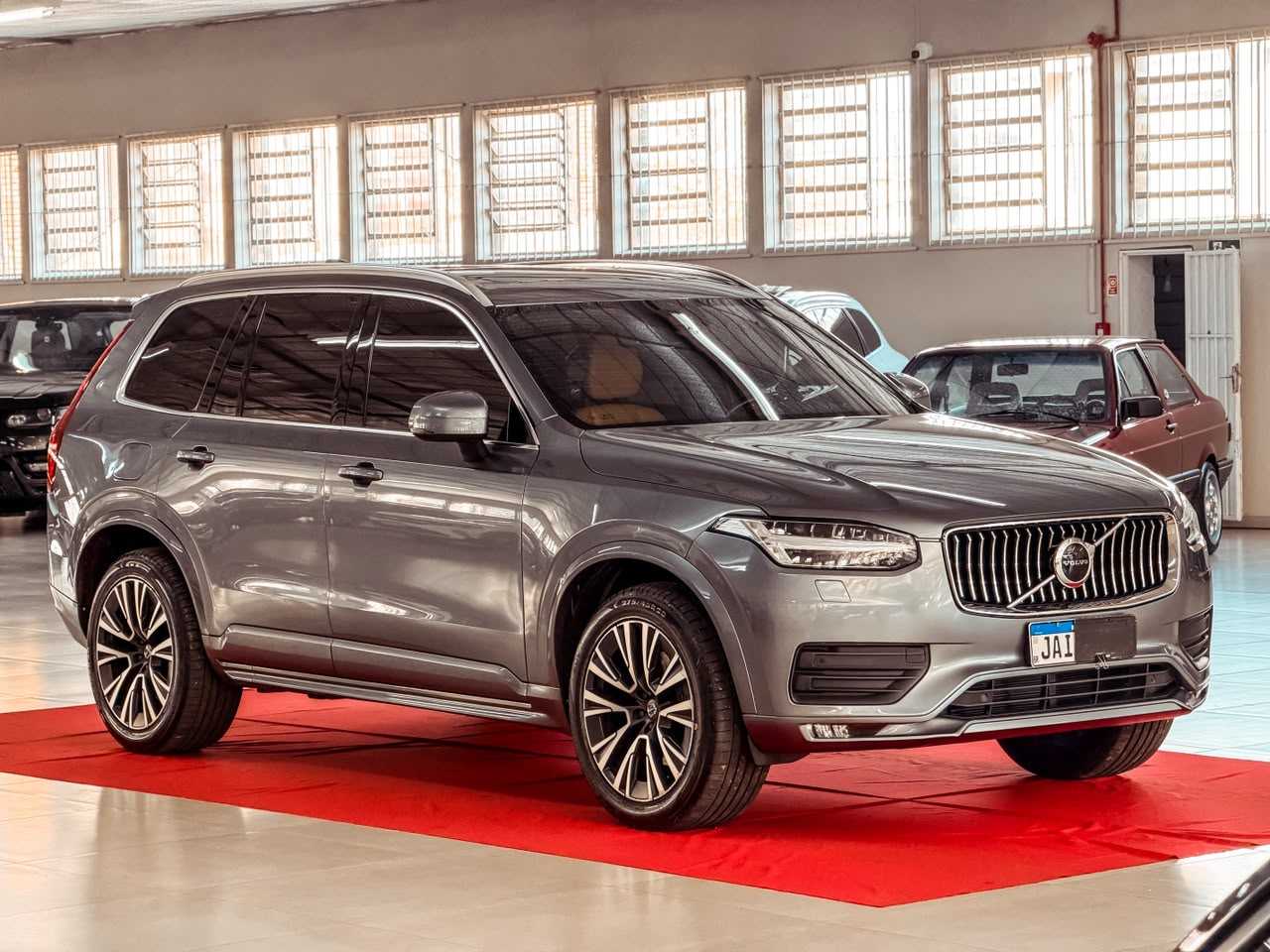 XC90 2.0 MEMENTUM T6 5P AUT