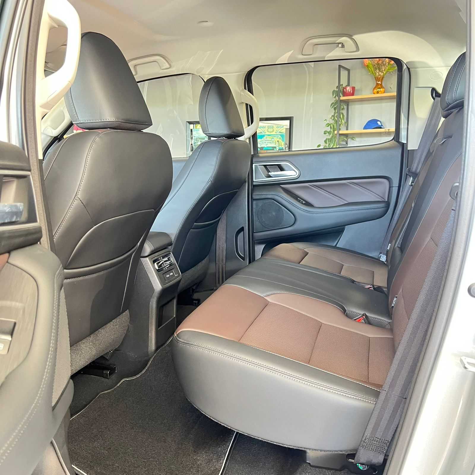 POER P30 EXCLUSIVE 2.4 TDI 4X4