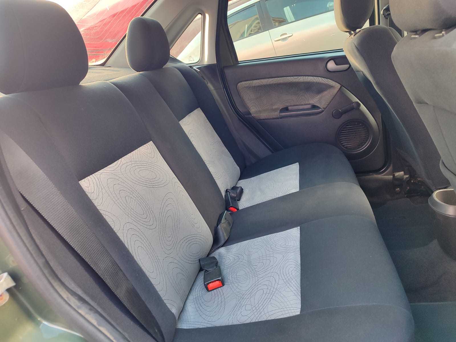 FIESTA SEDAN 1.6 COMPLETO FLEX