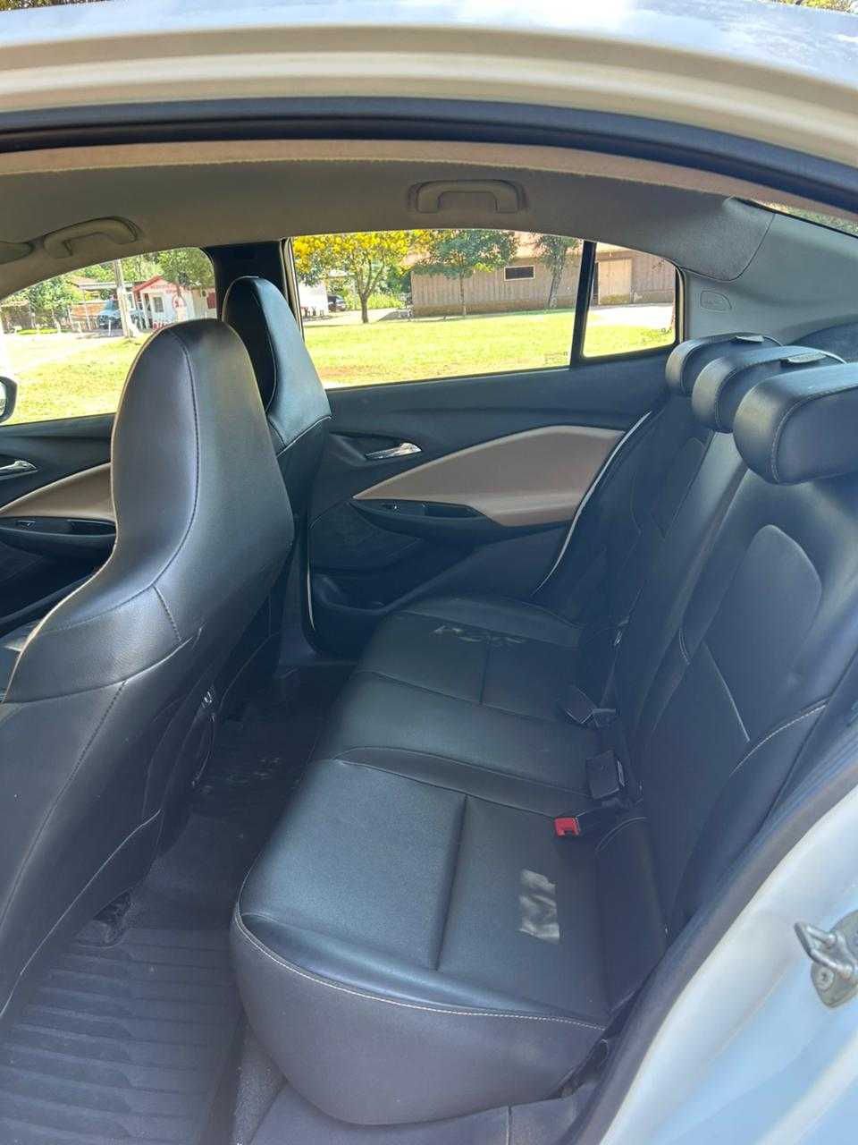 ONIX SEDAN PLUS PREMIER  1.0