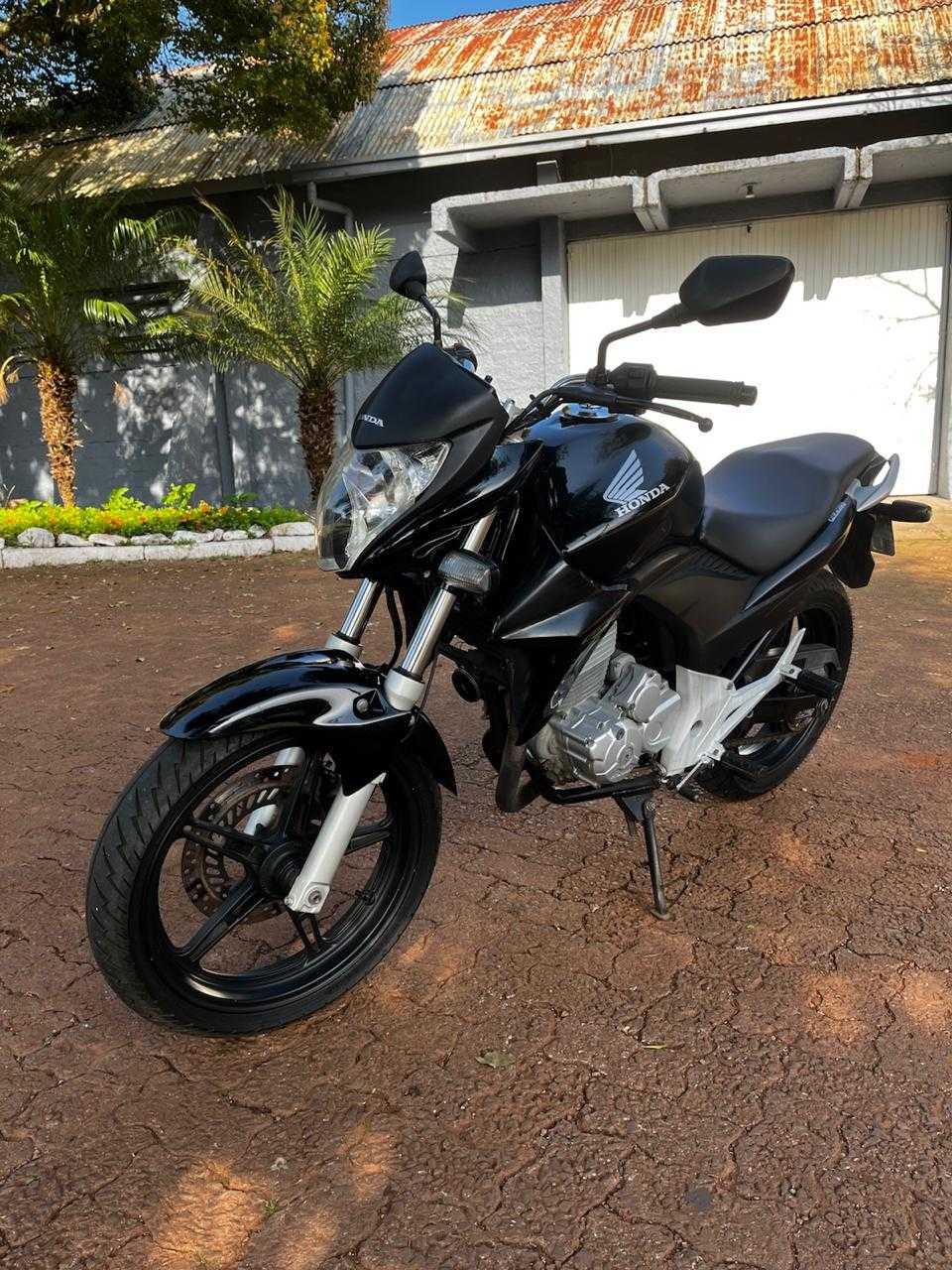 CB 300R