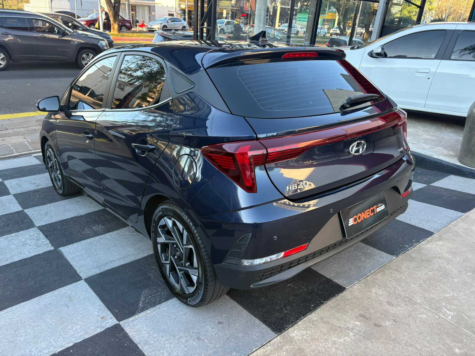 HB20 COMFORT PLUS 1.0 AT TURBO