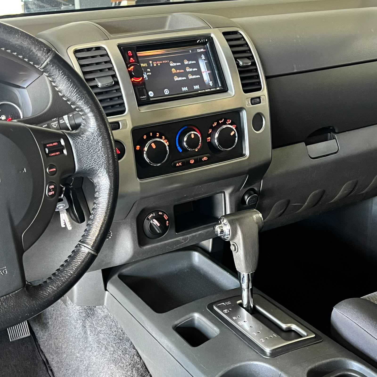 FRONTIER ATTACK SV 2.5TB 4X4