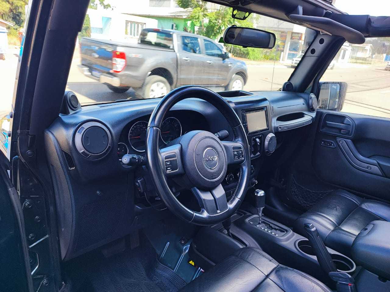 WANGLER 3.8 V6 SAHARA