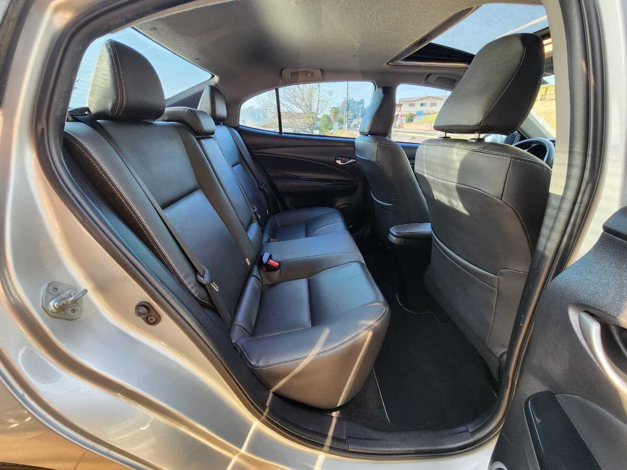 YARIS XLS 1.5 AUT. SEDAN