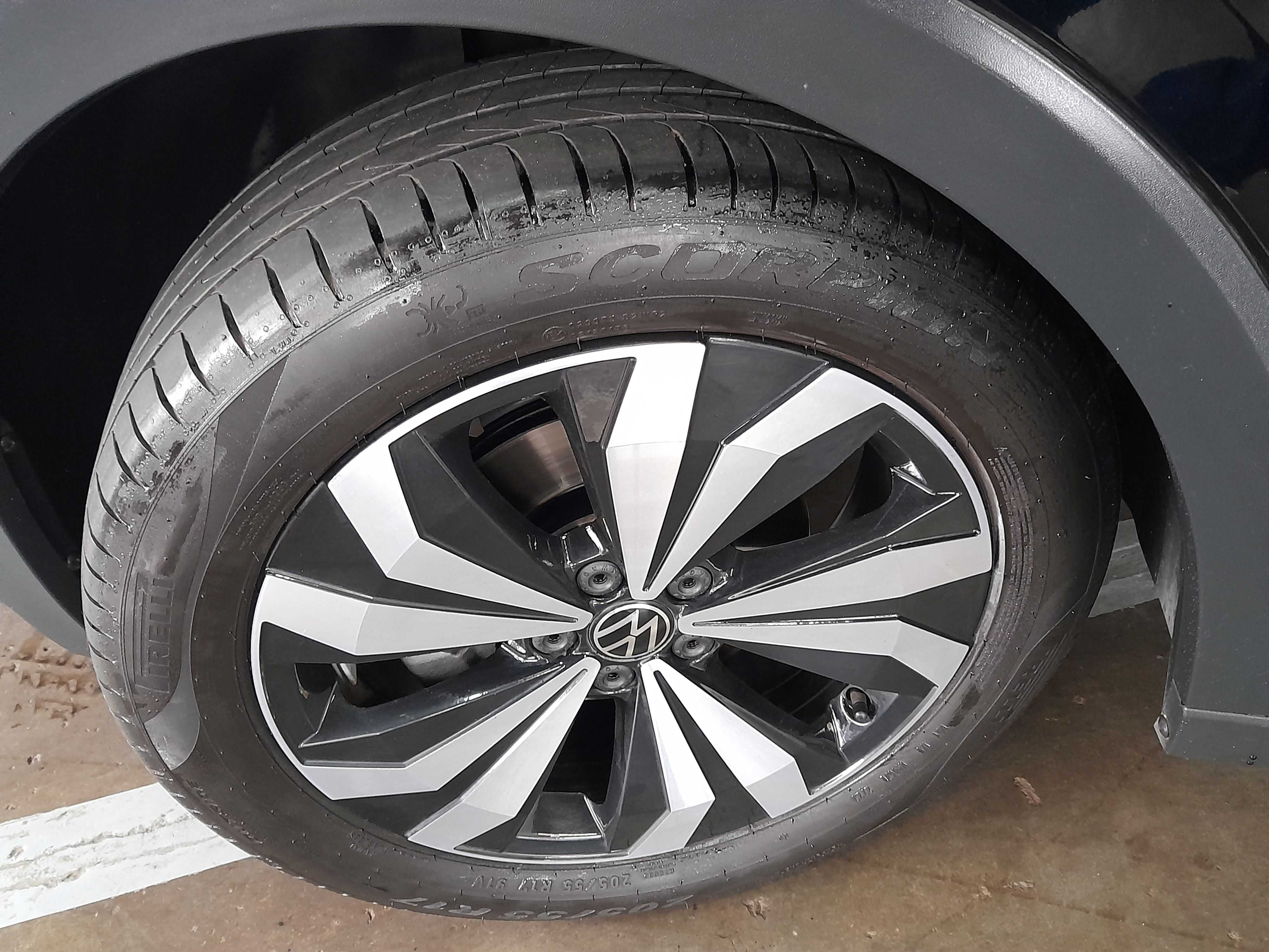 T-CROSS HIGHLINE 250TSI