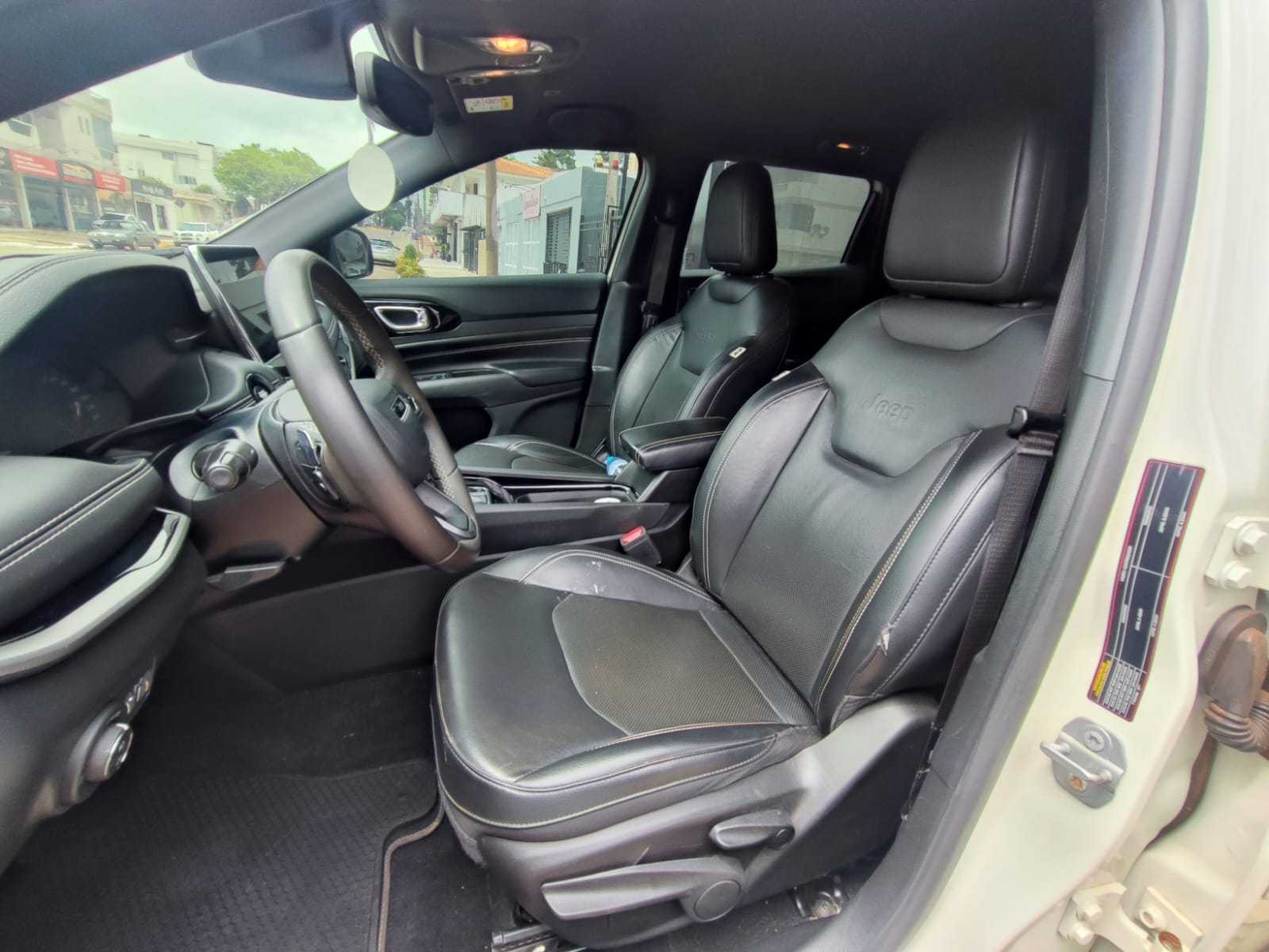 COMPASS LONGITUDE T270