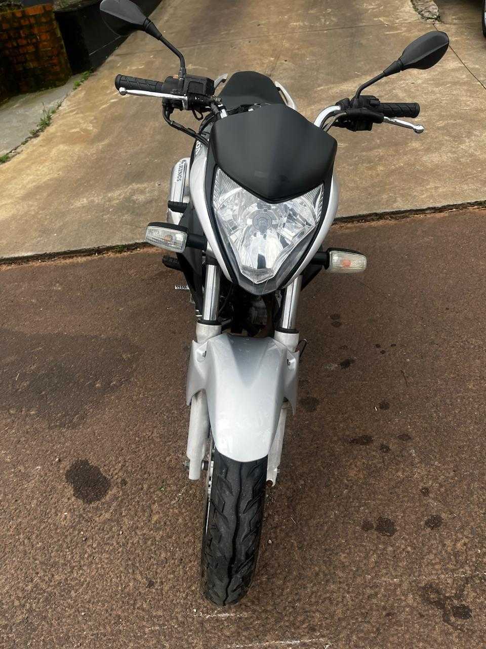 CB 300 R