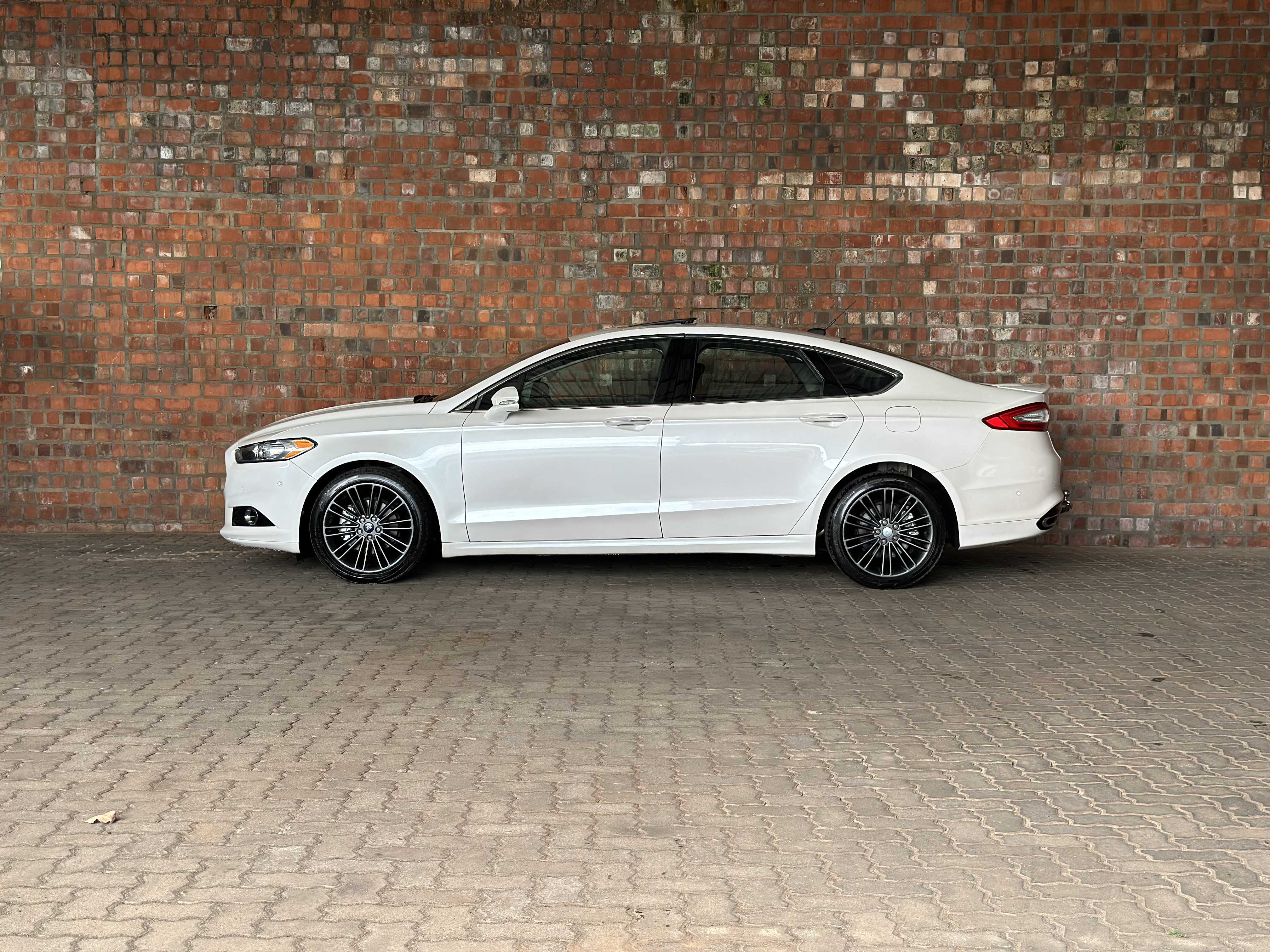 FUSION TITANIUM 2.0 AWD