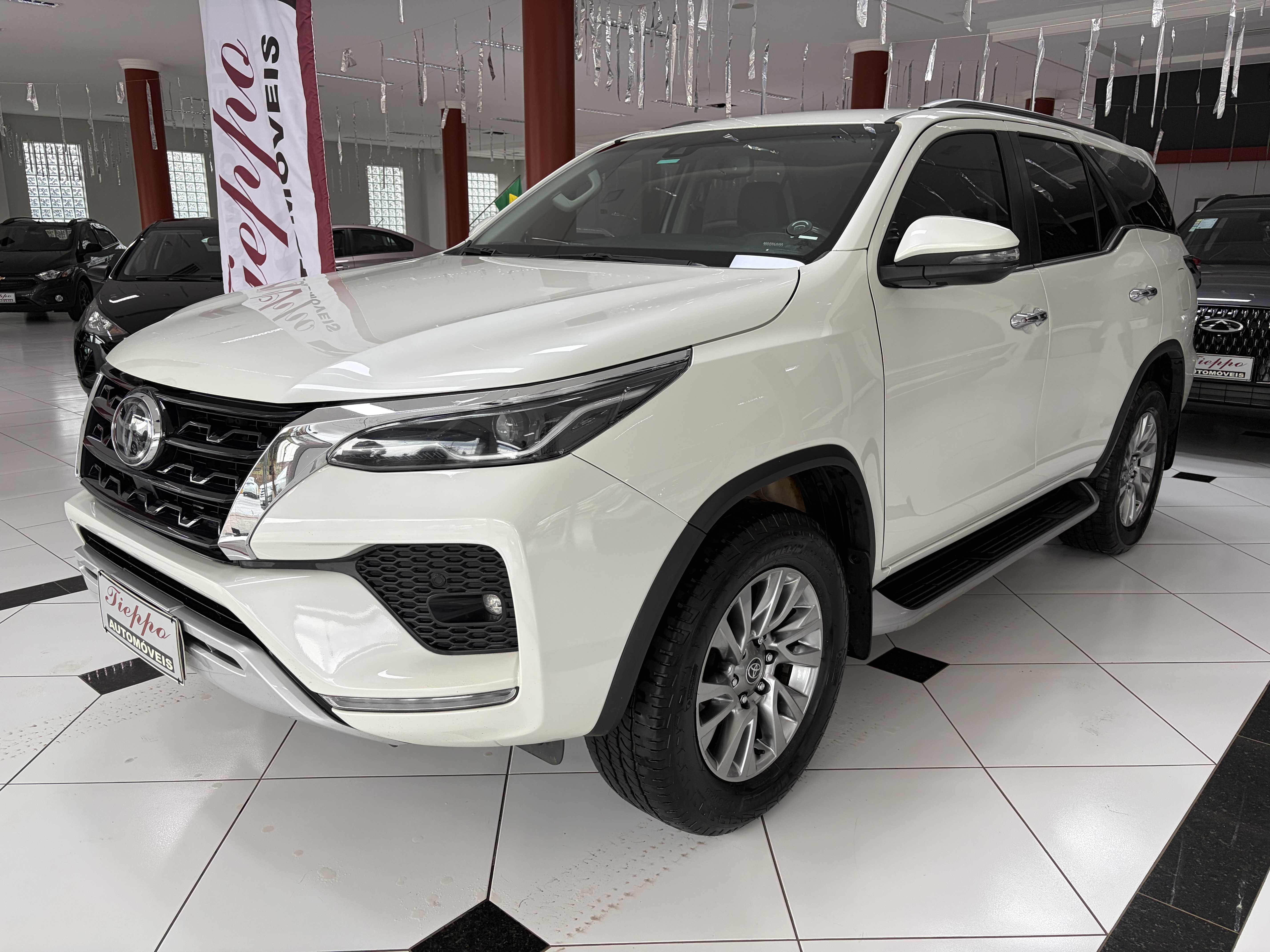 HILUX SW4 SRX 2.8 4X4 AT 7 LUG
