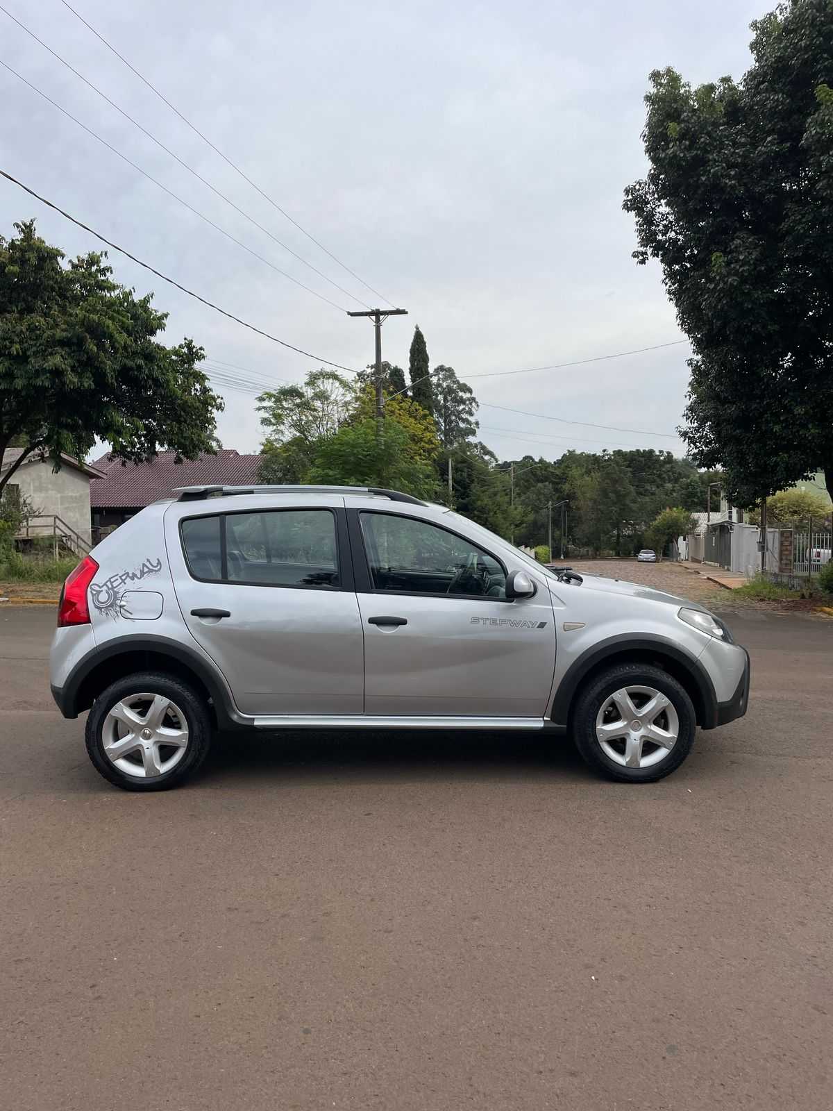 SANDERO STEPWAY 1.6