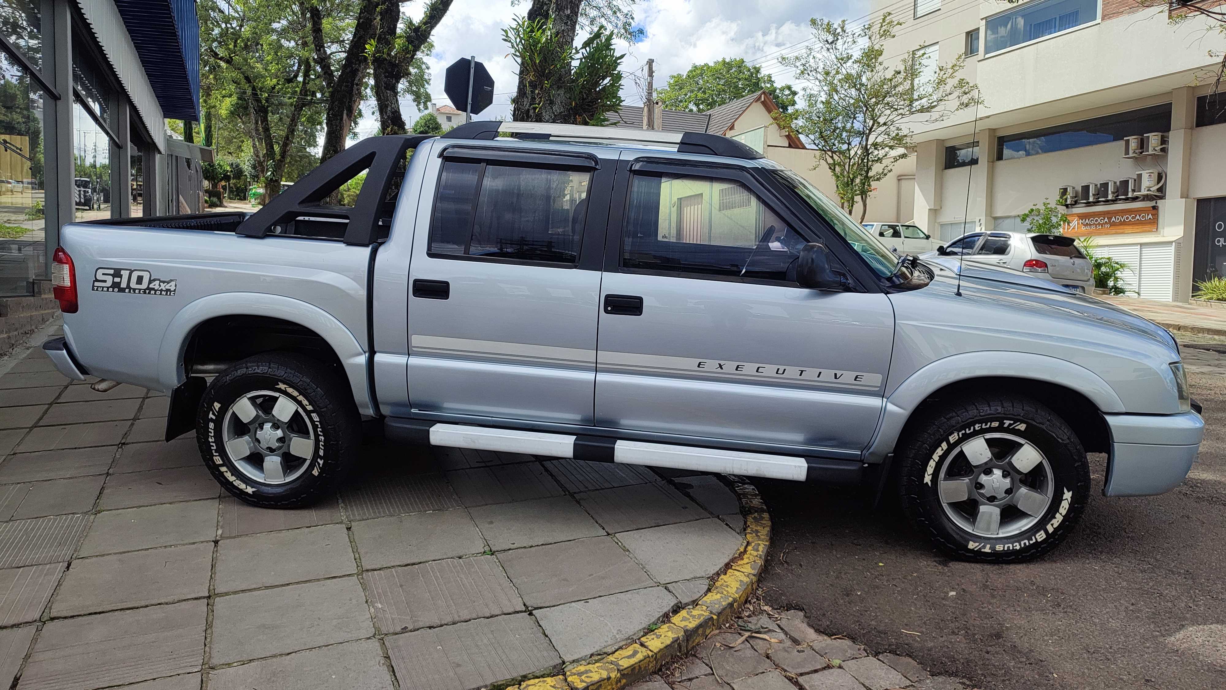 S 10 EXECUTIVE CD 4X4 DIESEL