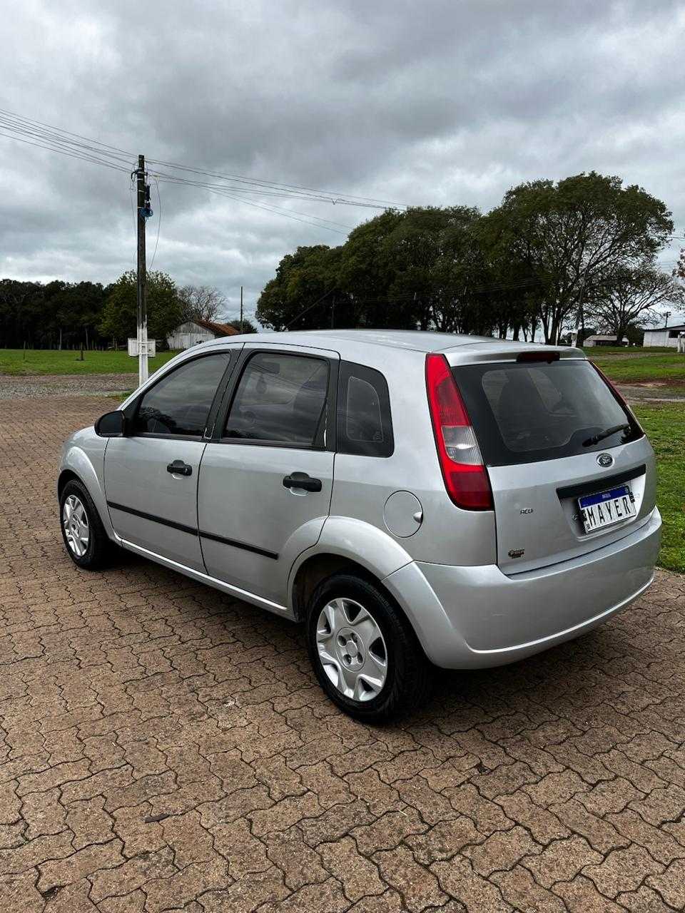 FIESTA 1.0 8V