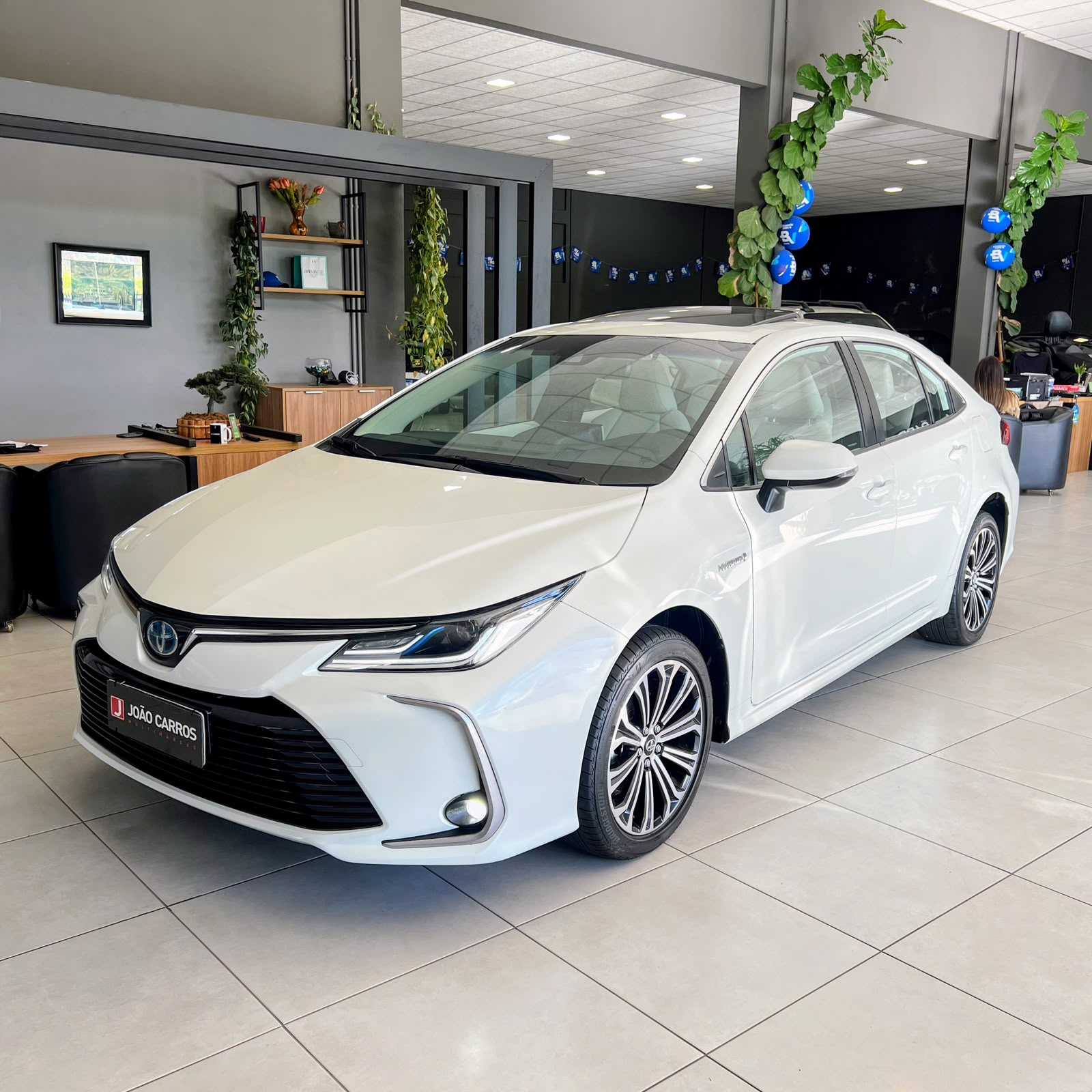COROLLA ALTIS PREMIUM HYBRID