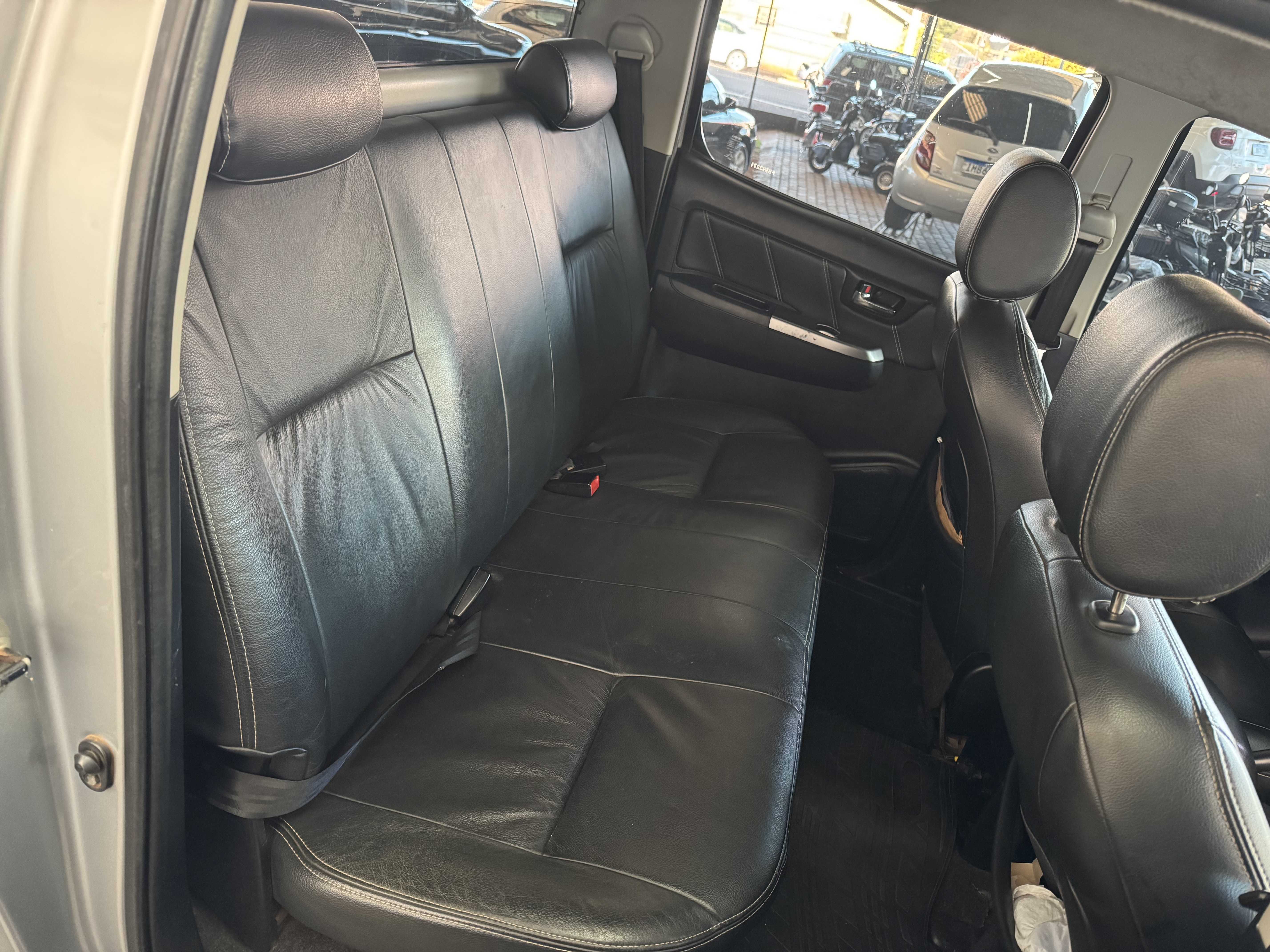 HILUX SRV TOP +