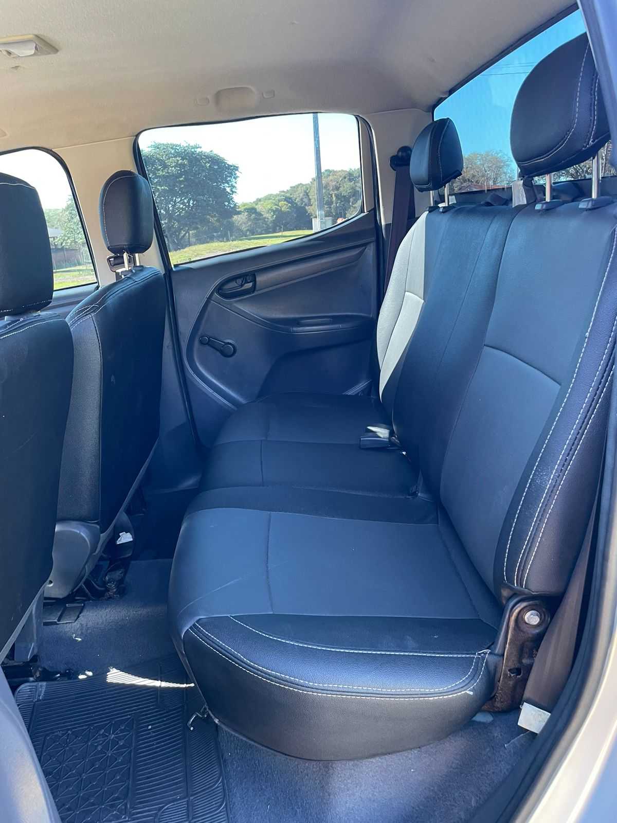 S10 LS 2.8 CD MEC. 6 LUGARES