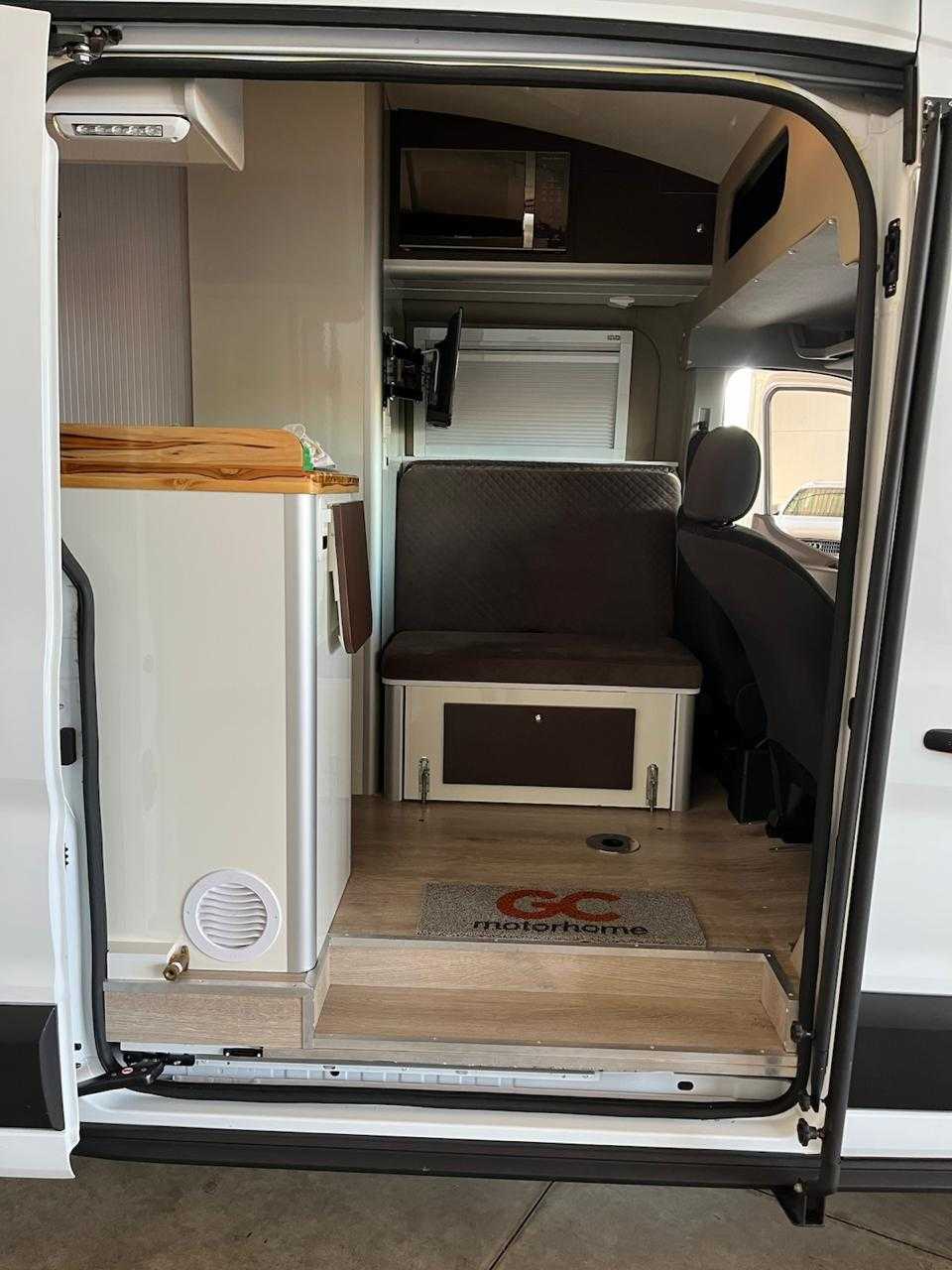 TRANSIT MOTORHOME 2.0TURBO AUT