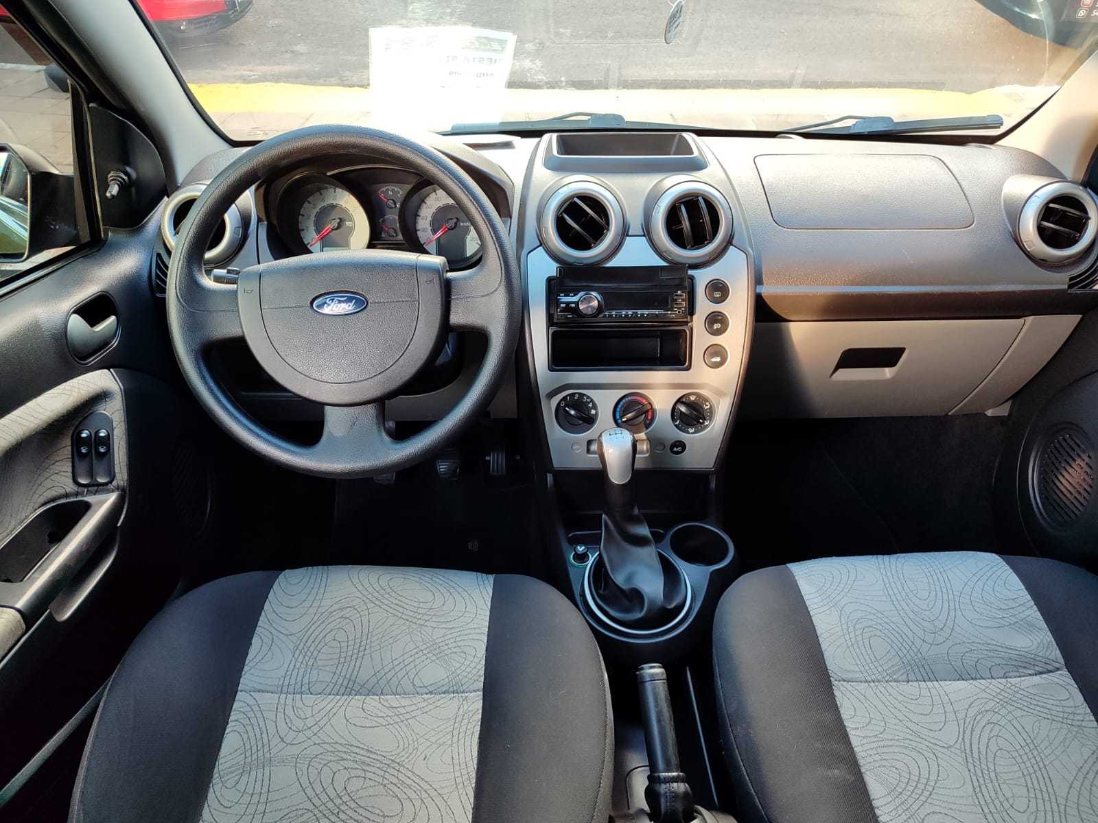 FIESTA SEDAN 1.6 COMPLETO FLEX