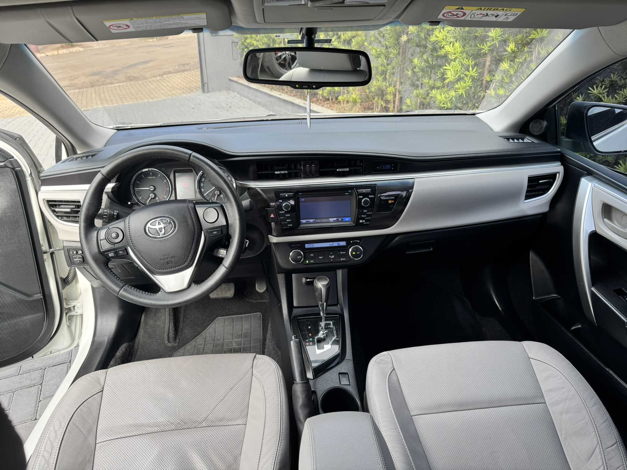 COROLLA XEI