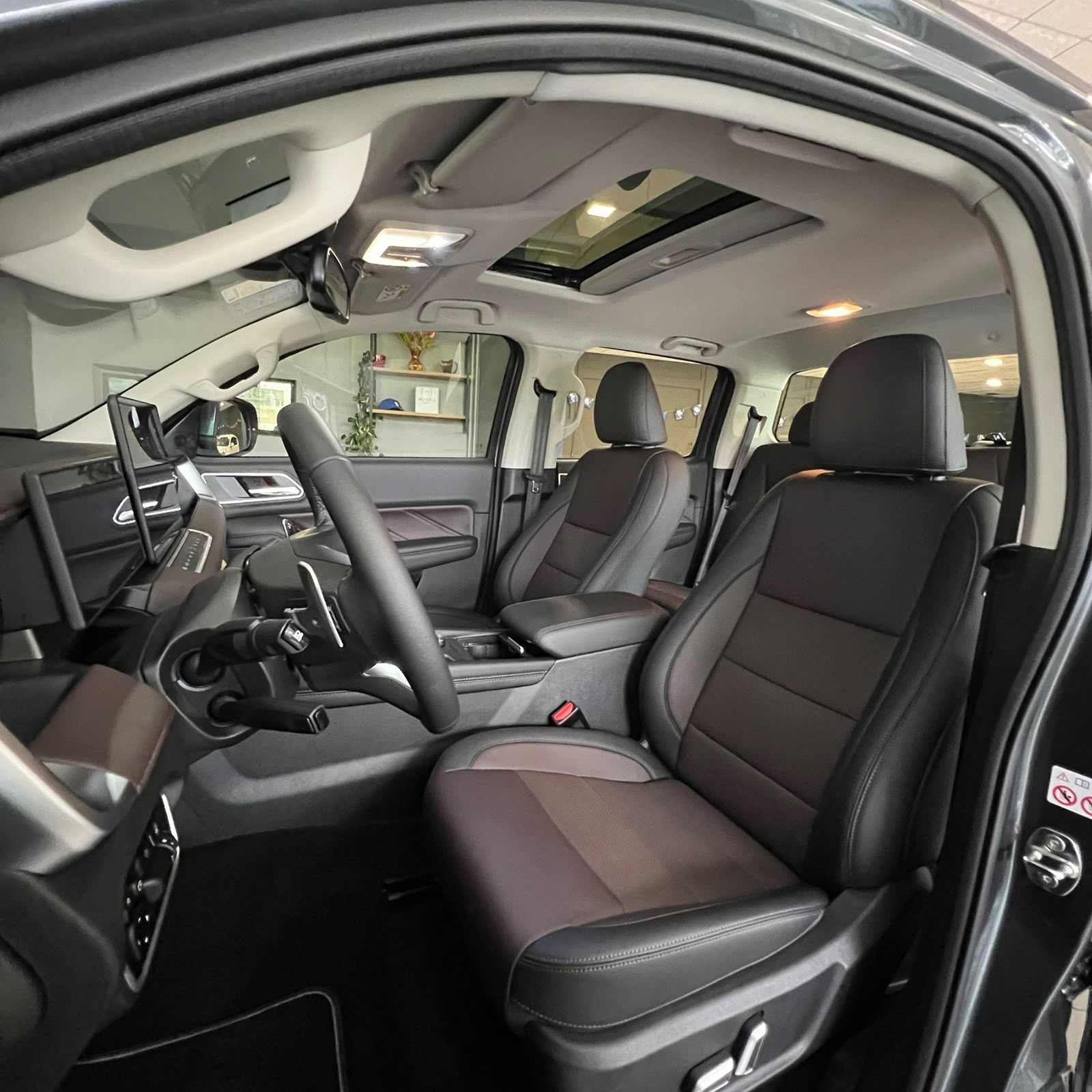 POER P30 EXCLUSIVE 2.4 TDI 4X4