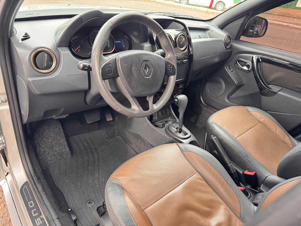 DUSTER 2.0 AUTOMATIC. FLEX 4X2