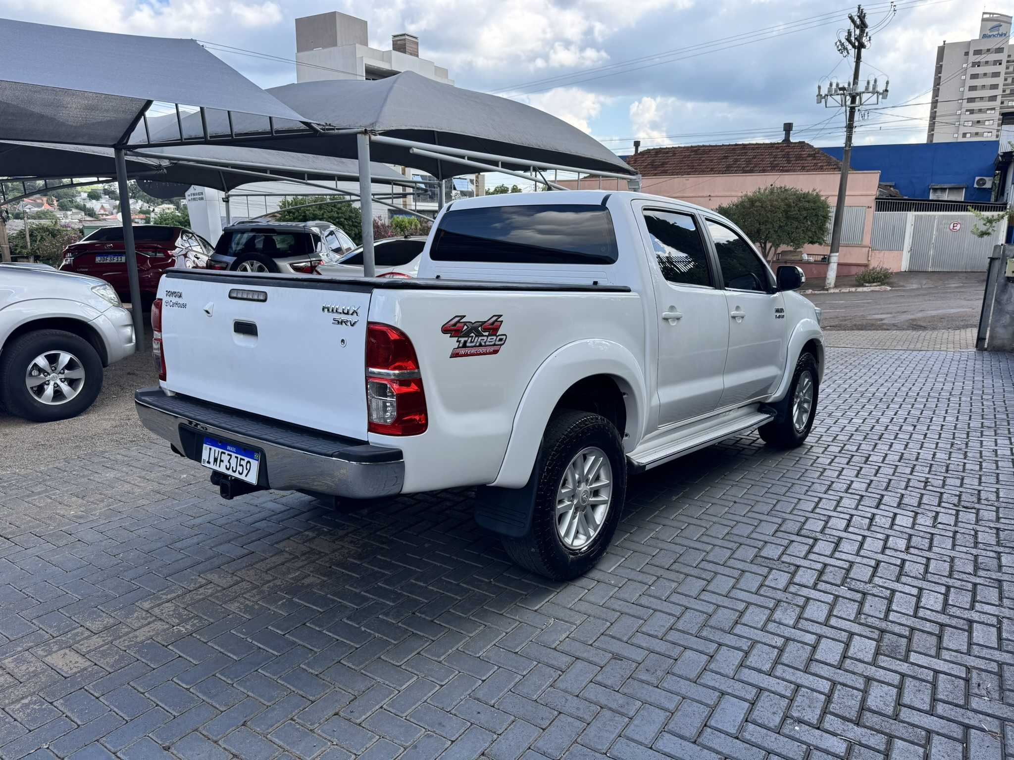HILUX SRV 4X4