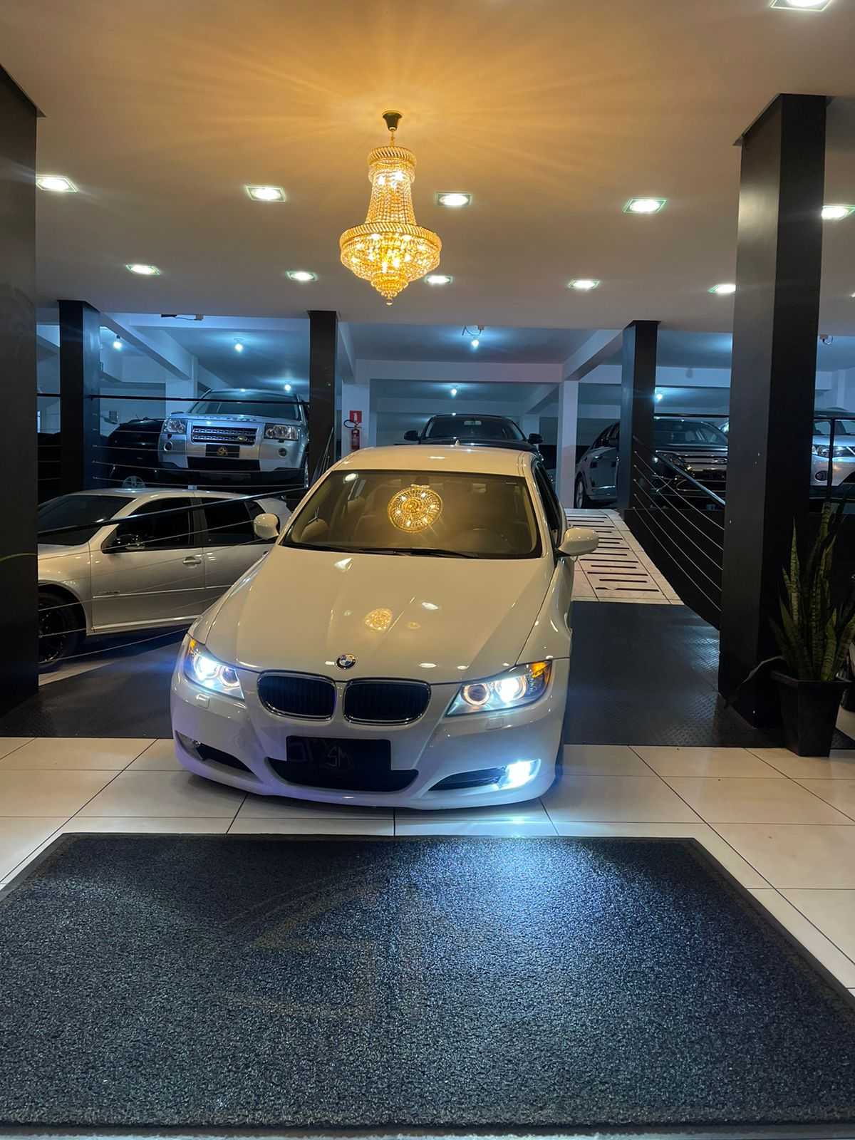 320I 2.0