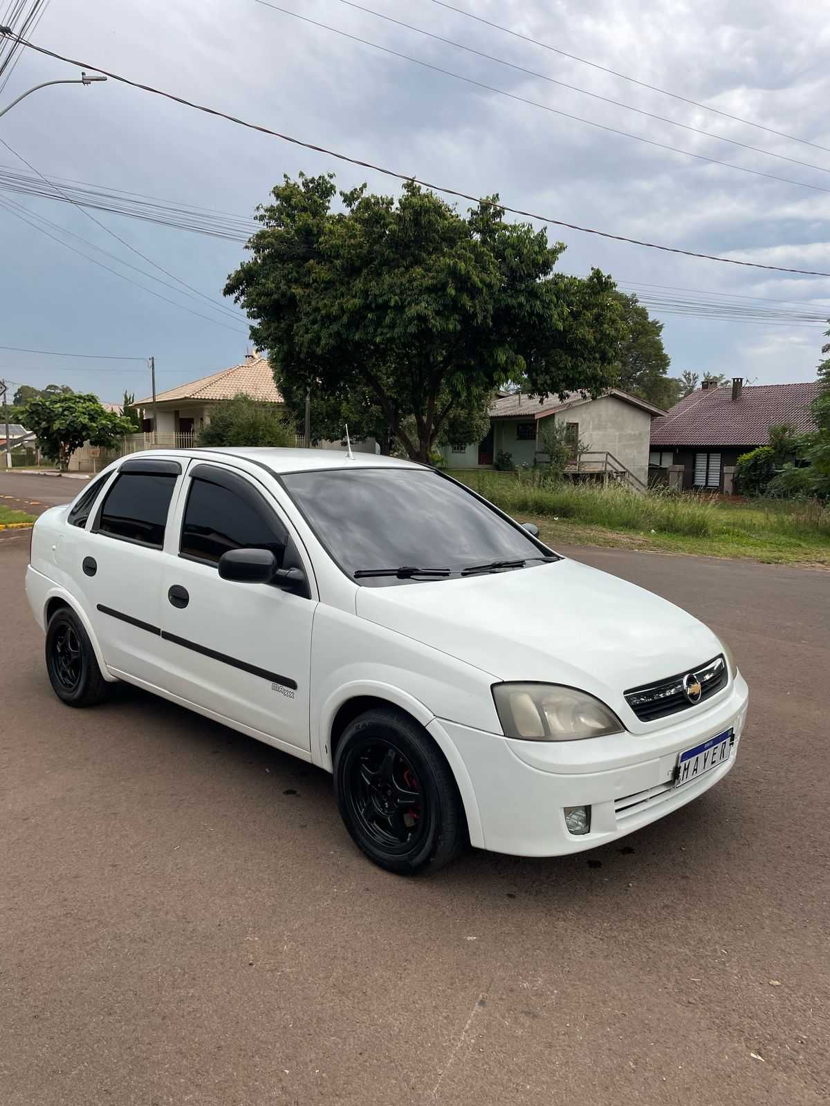 CORSA SEDAN MAXX