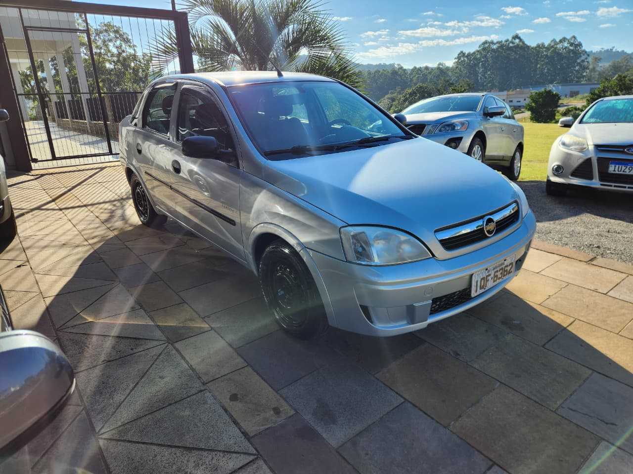 CORSA SEDAN MAXX 1.4