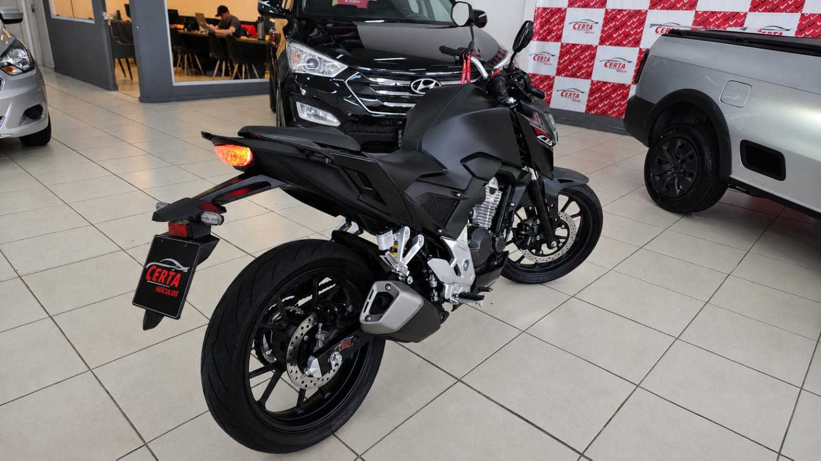CB 300F TWISTER CBS