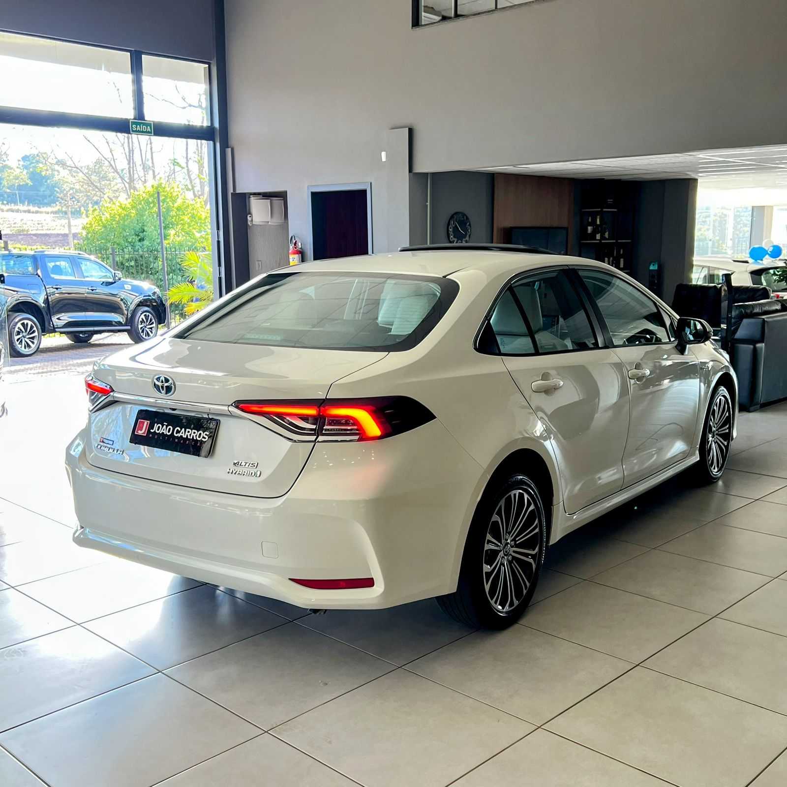 COROLLA ALTIS PREMIUM HYBRID