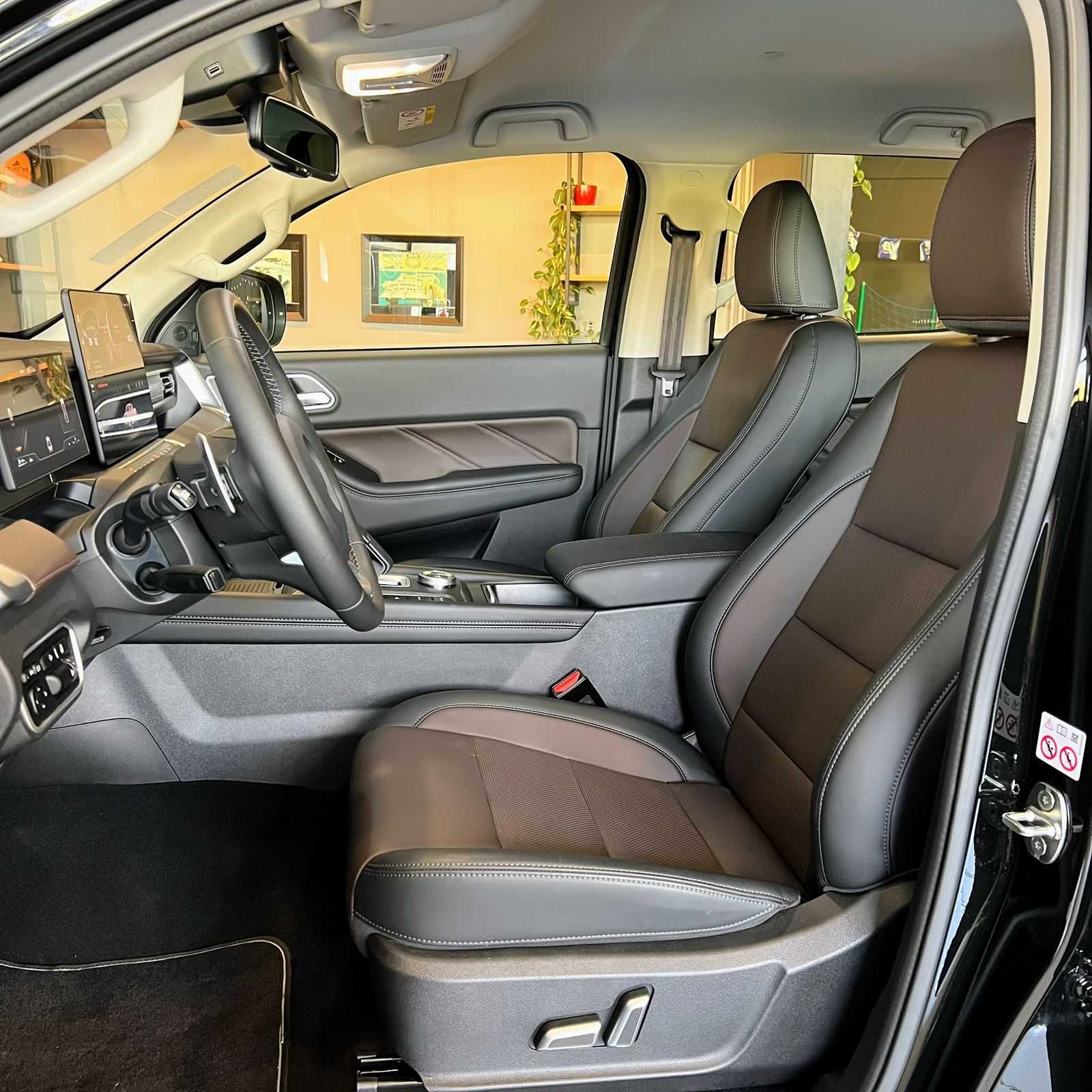 POER P30 EXCLUSIVE 2.4 TDI 4X4