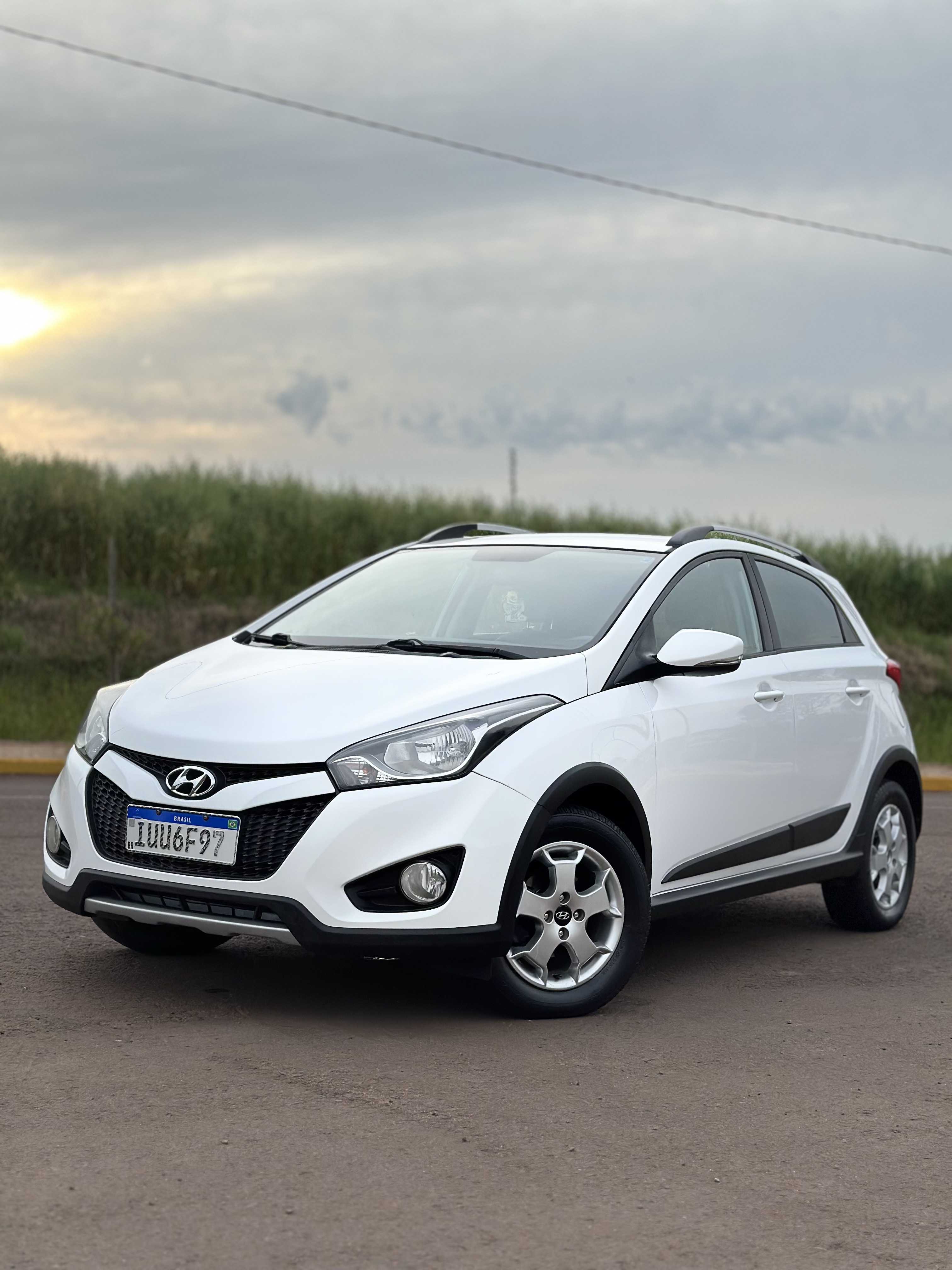 HYUNDAI HB20X 1.6 FLEX AUT.