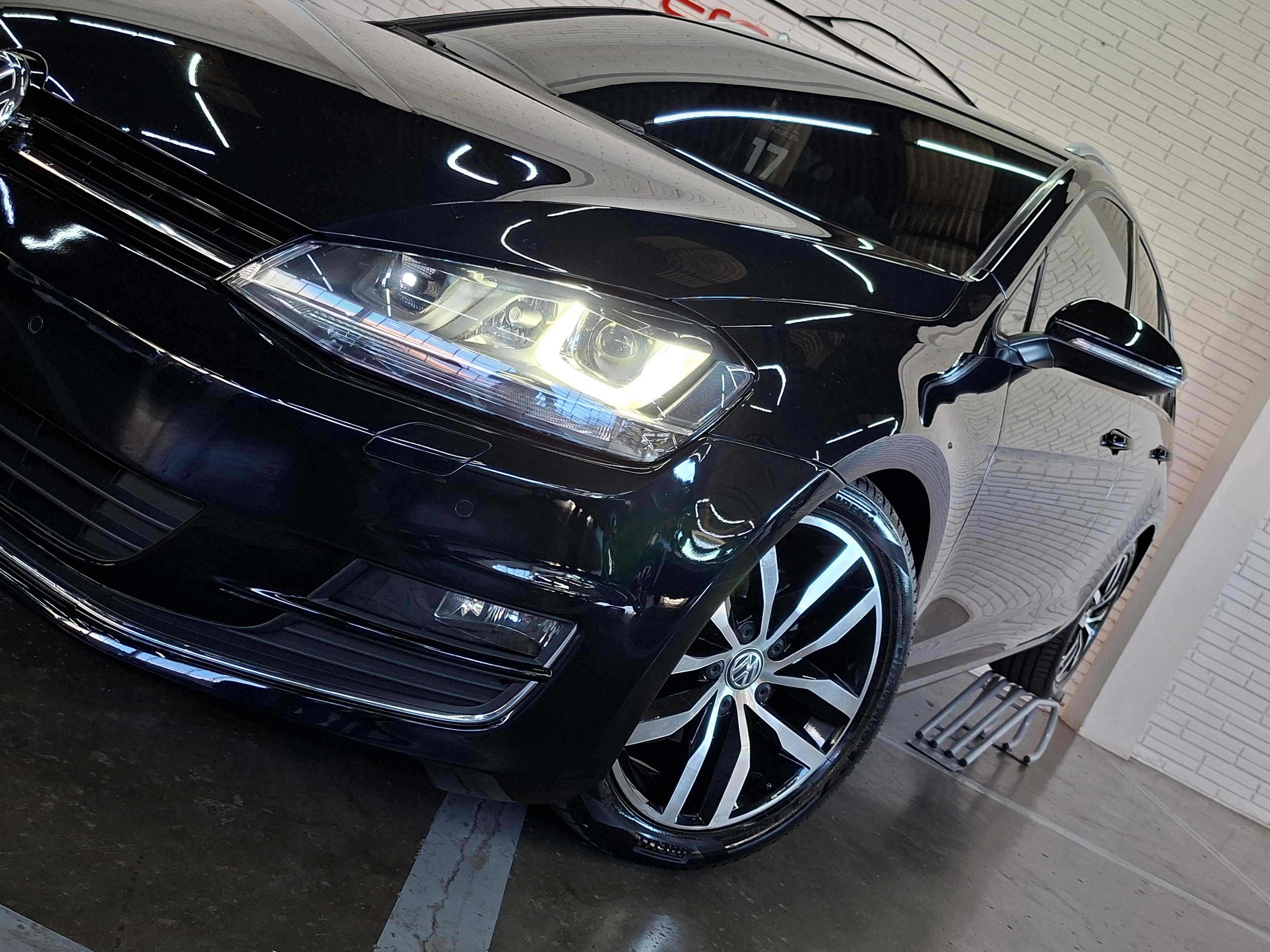 GOLF VARIANT HIGHLINE