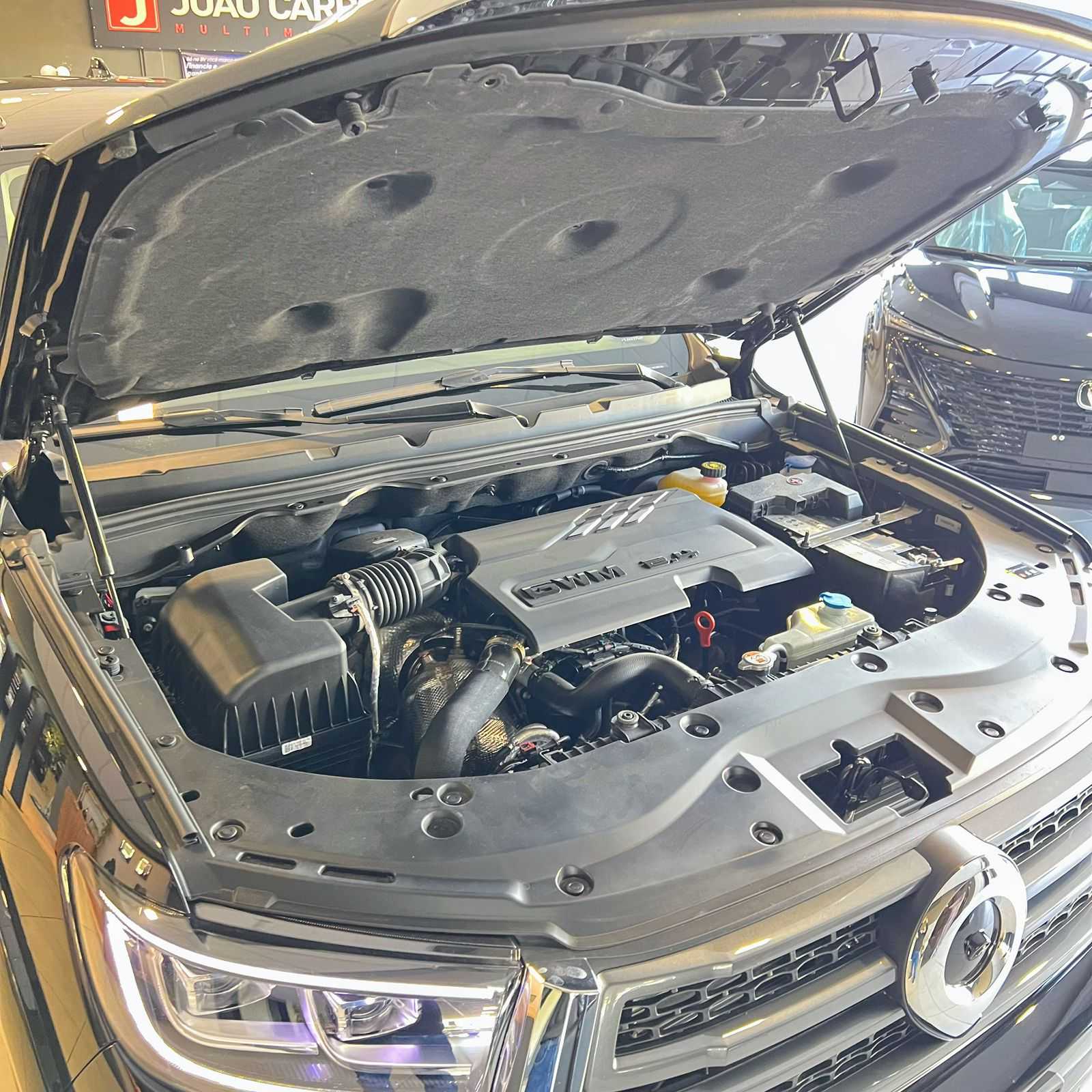 POER P30 EXCLUSIVE 2.4 TDI 4X4
