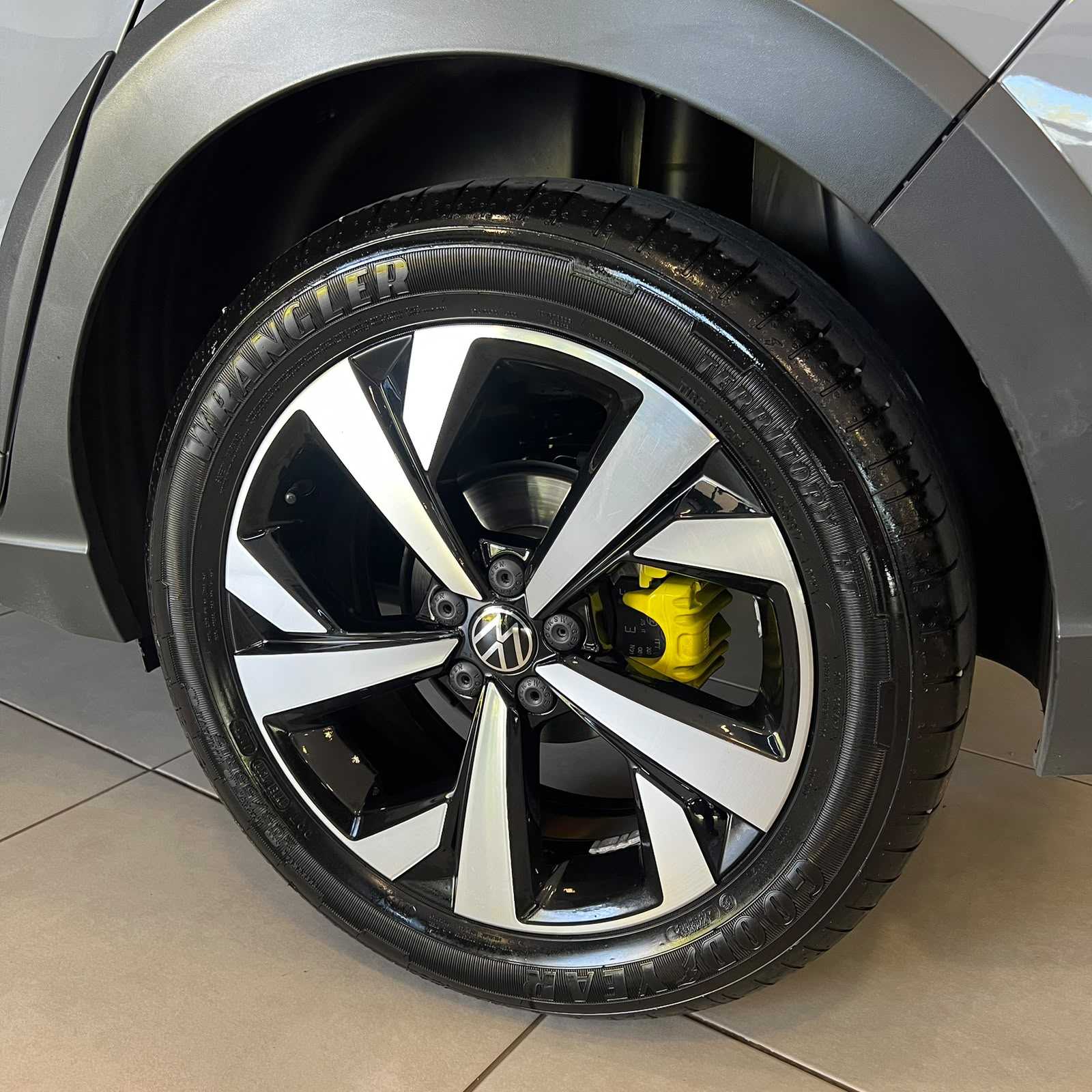 NIVUS HIGHLINE 200TSI AUT