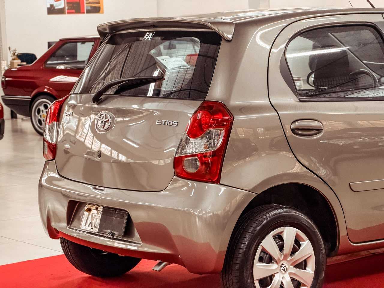 ETIOS 1.5 XS FLEX AUT.